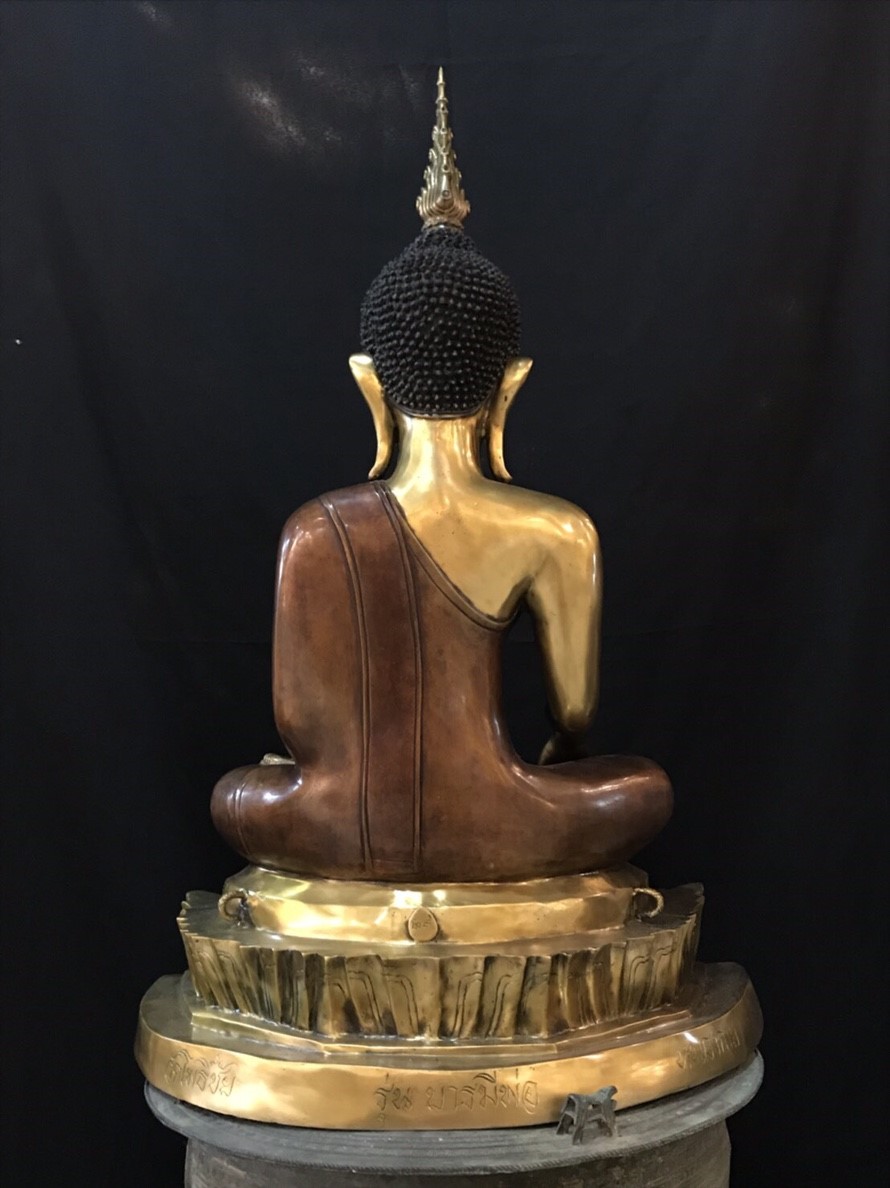 หลวงพ่อพระใส 52 รุ่น บารมีพ่อ หน้าตัก 19 นิ้ว