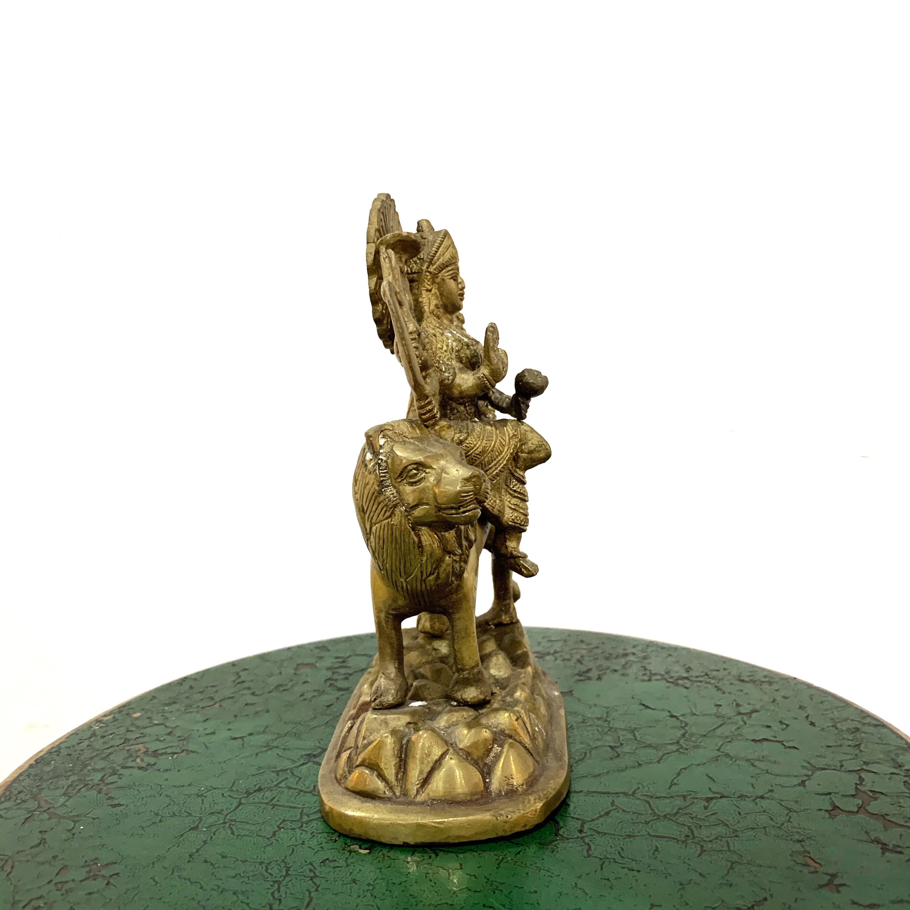 พระแม่อุมาเทวี ปางมหาทุรคา หรือ พระแม่ทุรคาทรงราชสีห์ (พระแม่อุมาขี่เสือ) หน้าตัก 2 นิ้ว