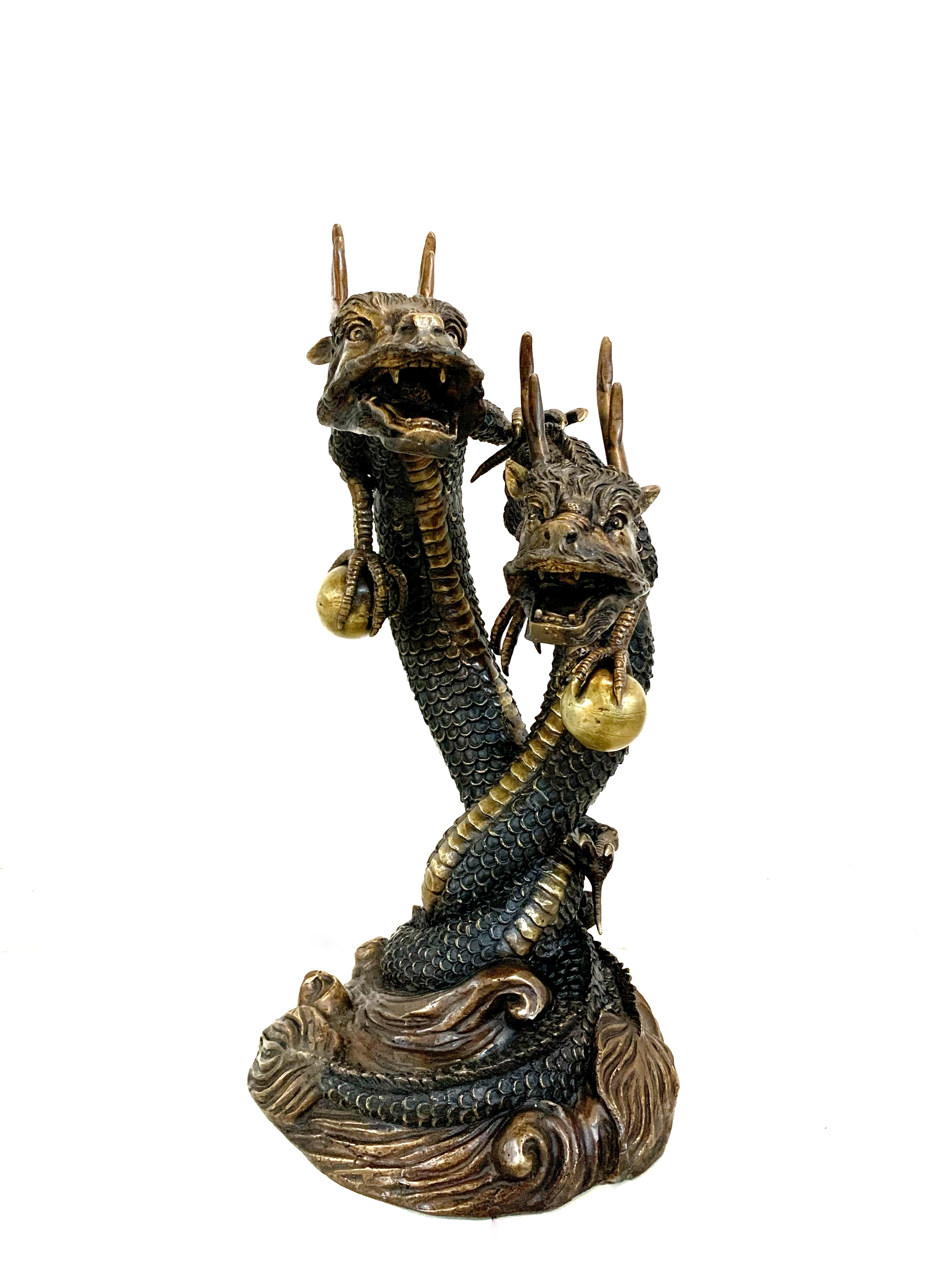 มังกรคู่ ล่อแก้ว