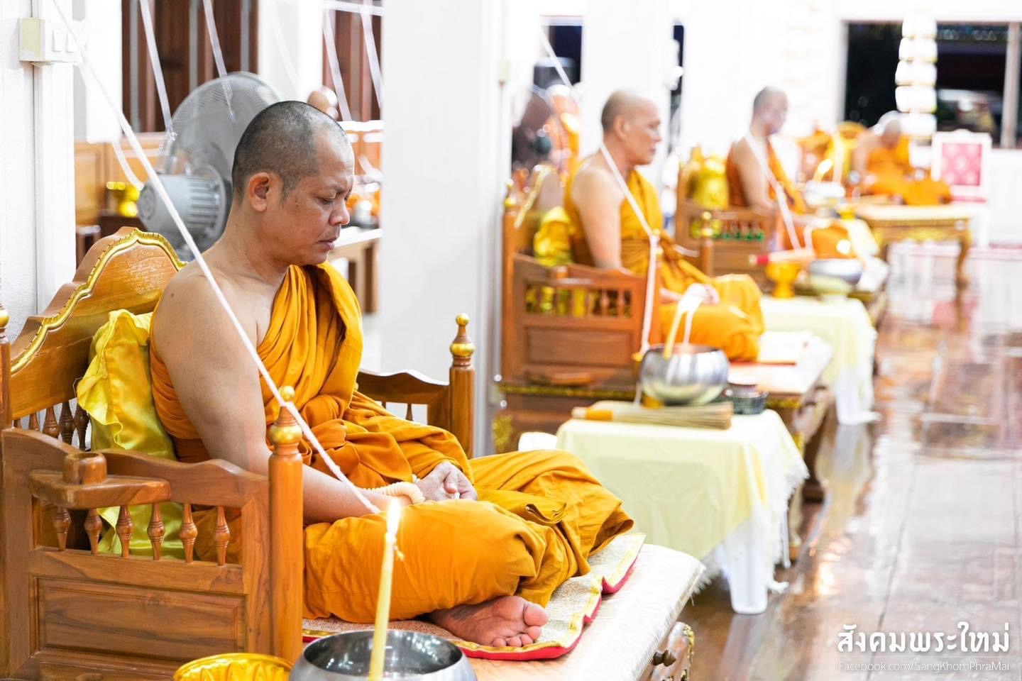 พระพรหมรวยเหนือเมฆ หน้าตัก 9 นิ้ว (หมายเลข 9)