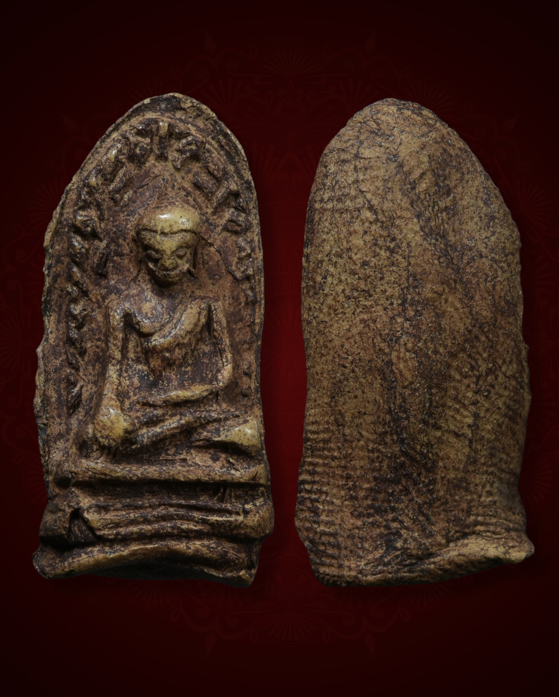 พระรอด พิมพ์ใหญ่ เนื้อดิน