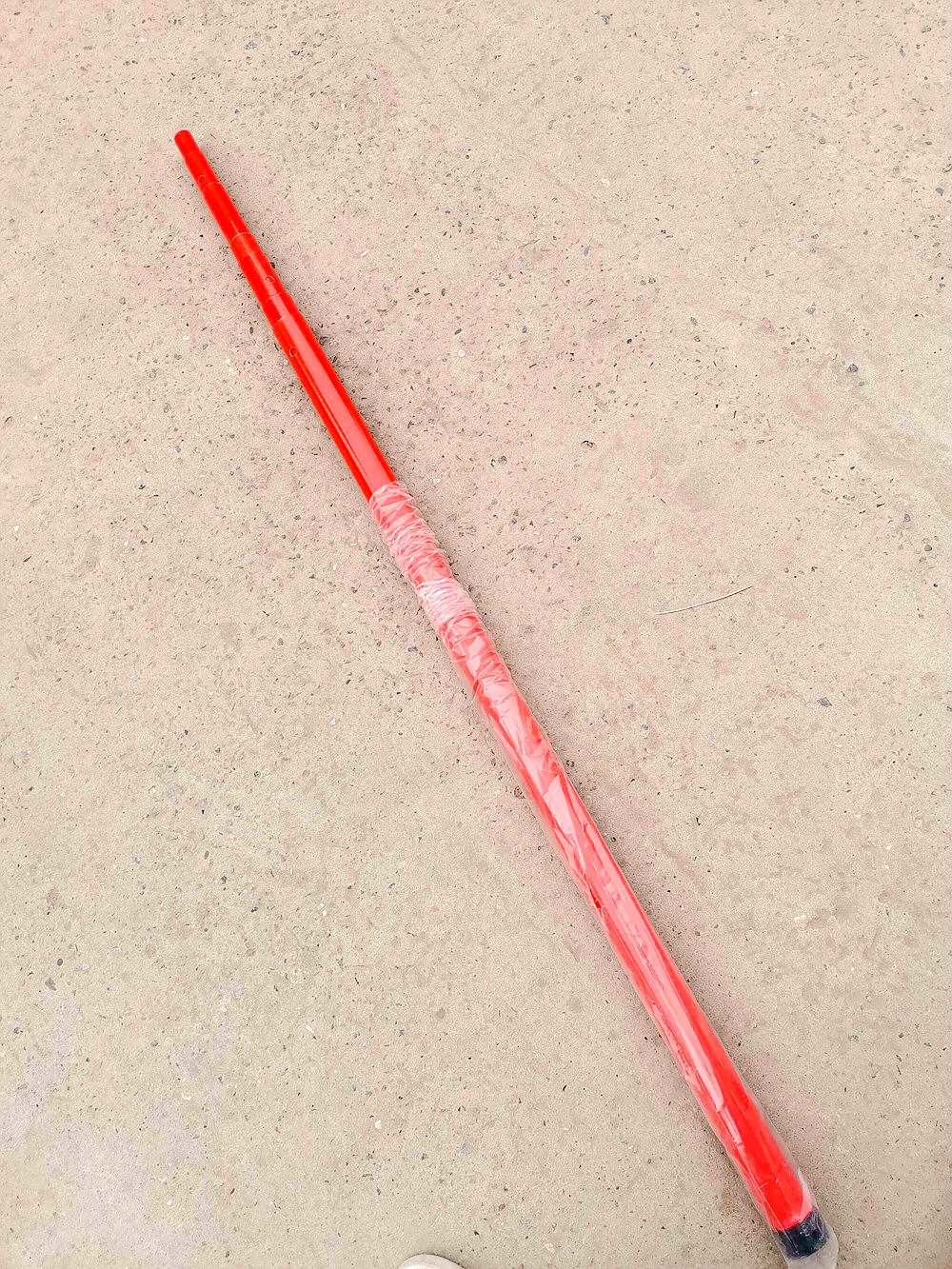 ETCR1280B โพรบทดสอบแรงดันไฟสูง 240V to 275 kV แบบไม่สัมผัสแสดงผลด้วยแสงและเสียง พร้อมไม้ฉนวนแบบปรับความยาวได้ 1.2 - 7.0 เมตร (step)