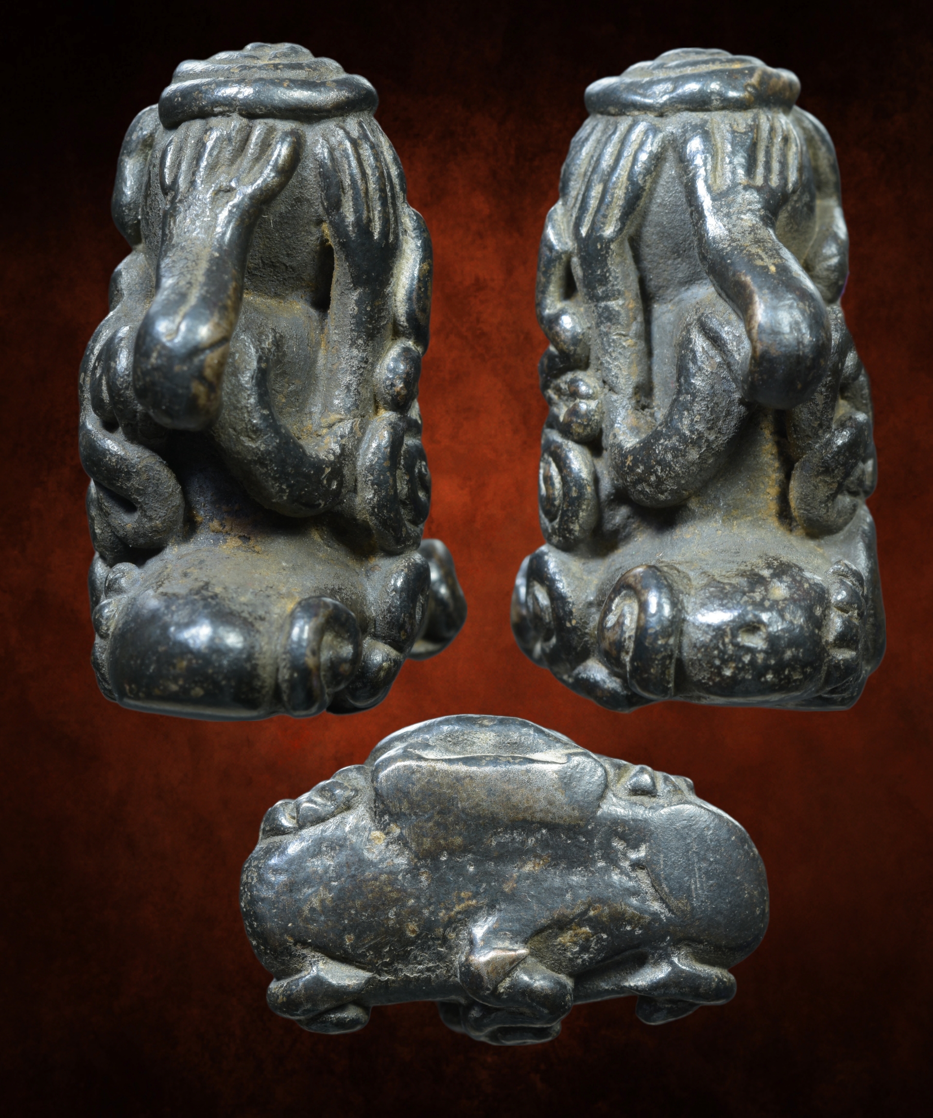 พระปิดตาเนื้อสำริดเก่า หลังยันต์