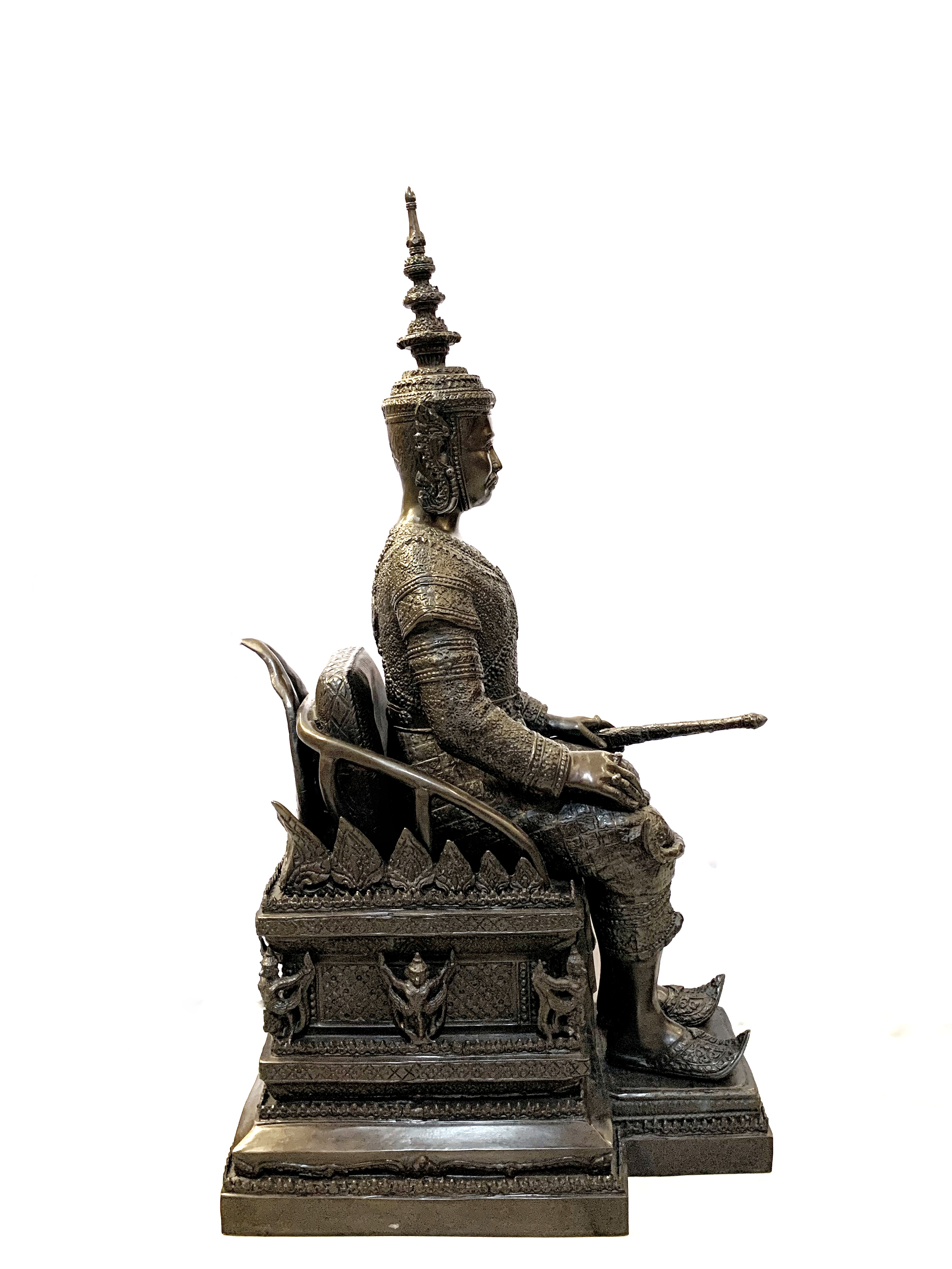 รัชกาลที่ 5 นั่งบัลลังก์ หน้าตัก 14 นิ้ว