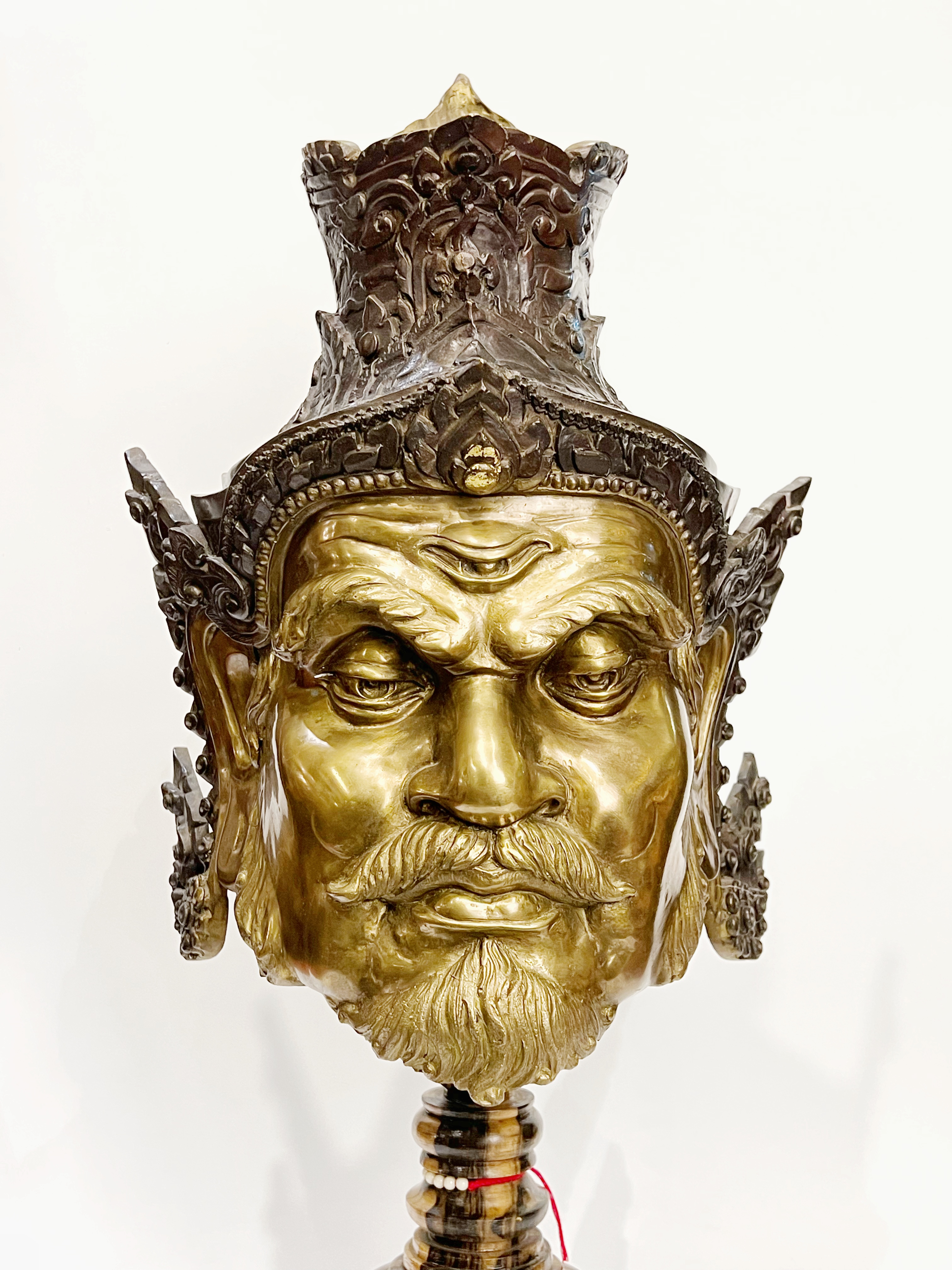 เศียร มหามุนีฤาษีตาไฟ ปู่ฤาษีตาไฟ