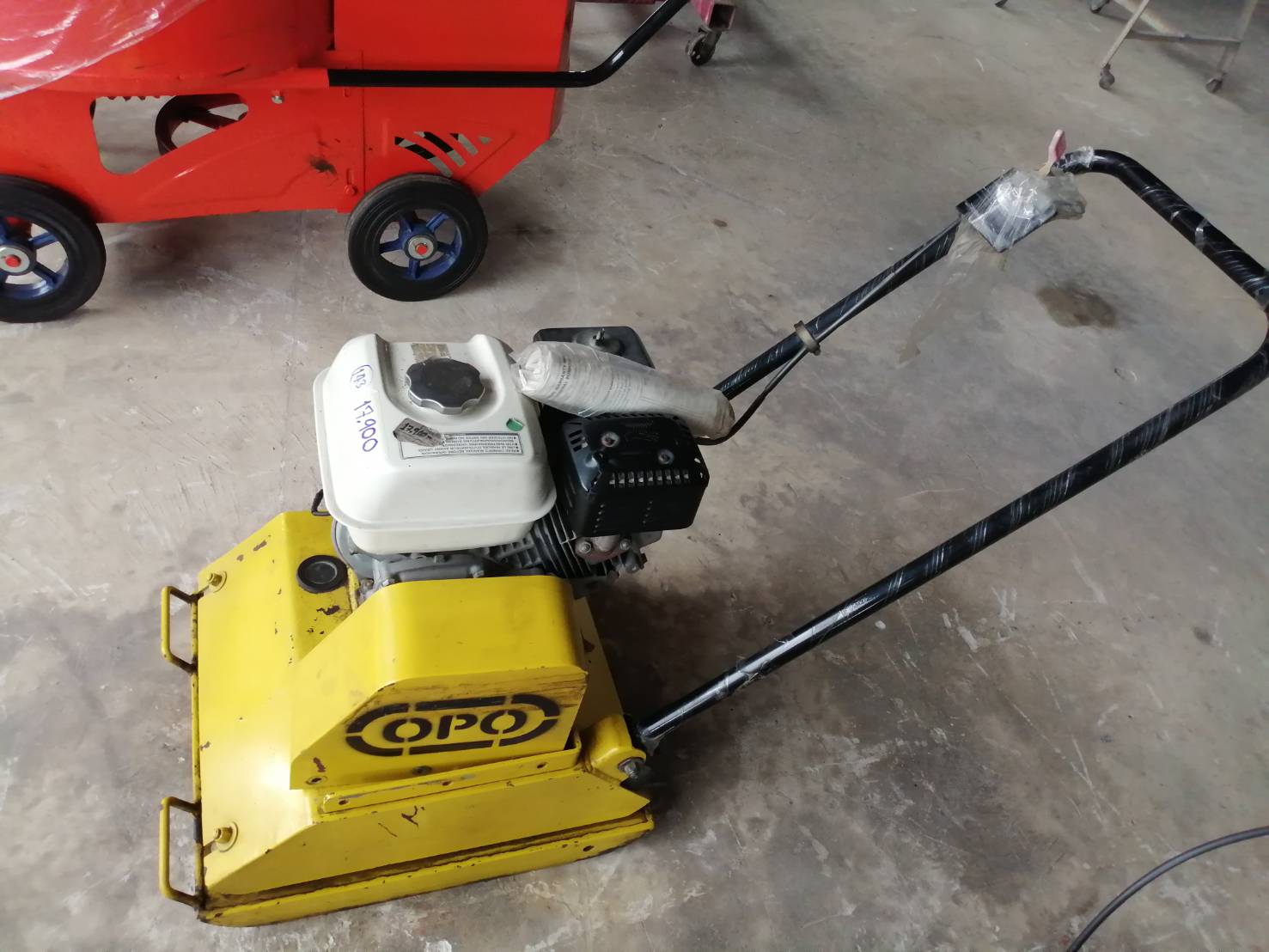 แท่นตบดิน VIBRO 3-5 T +เครื่อง HONDA GP160/OPO