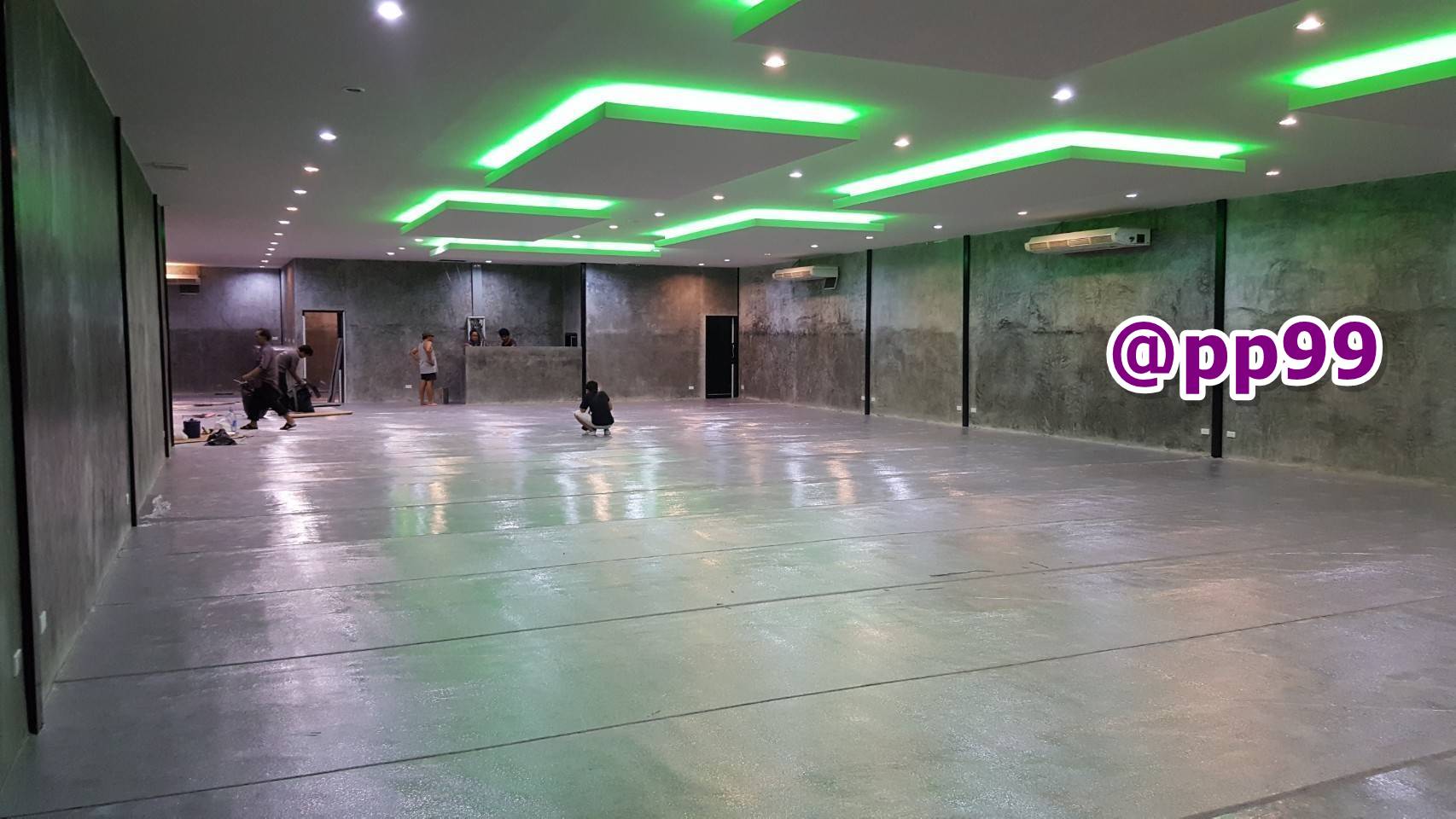 ปูพรมโต๊ะสนุก ช่างปูพรมราคาถูก