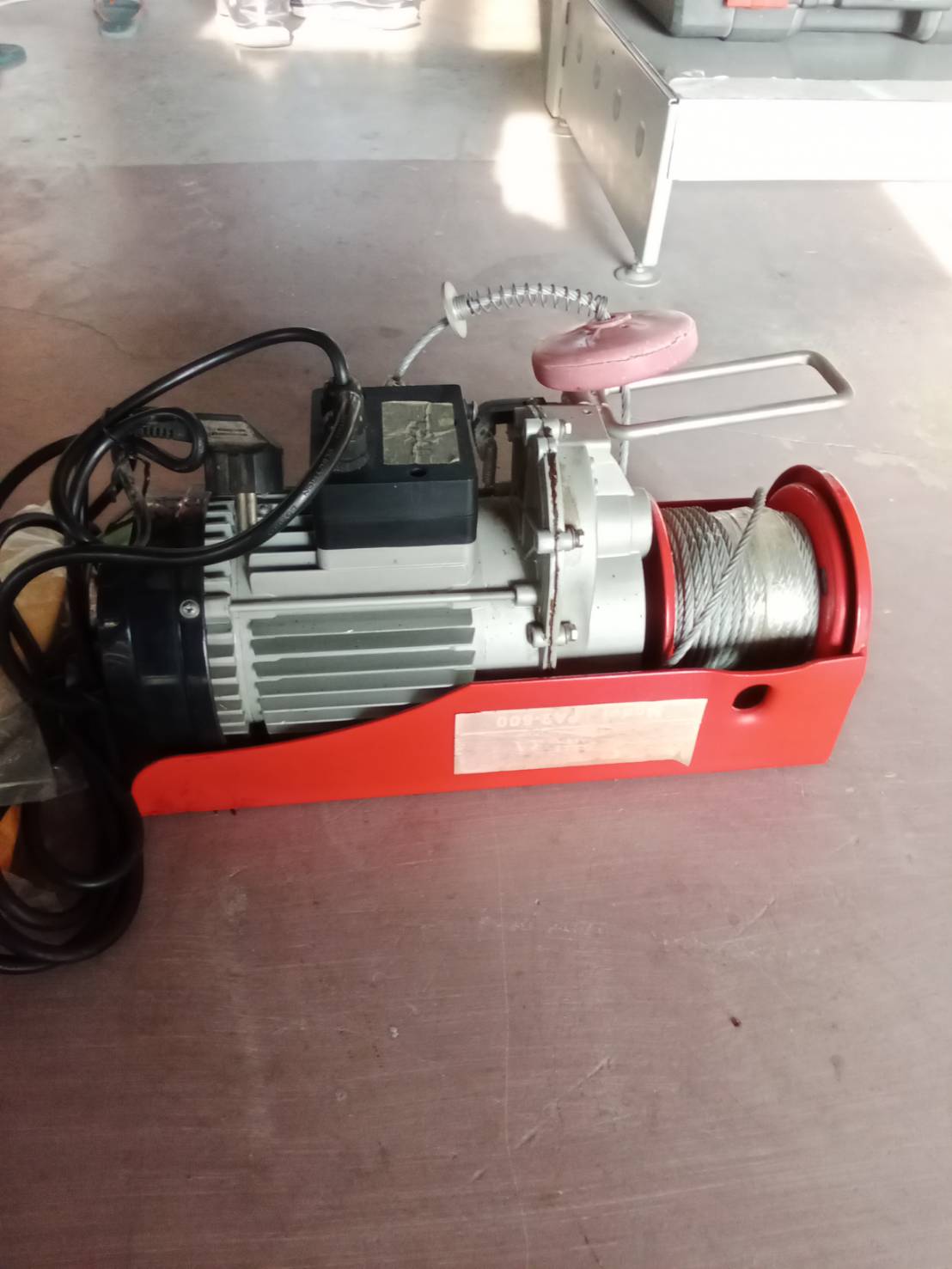 รอกสลิงไฟฟ้า PA2-600/OKURA
