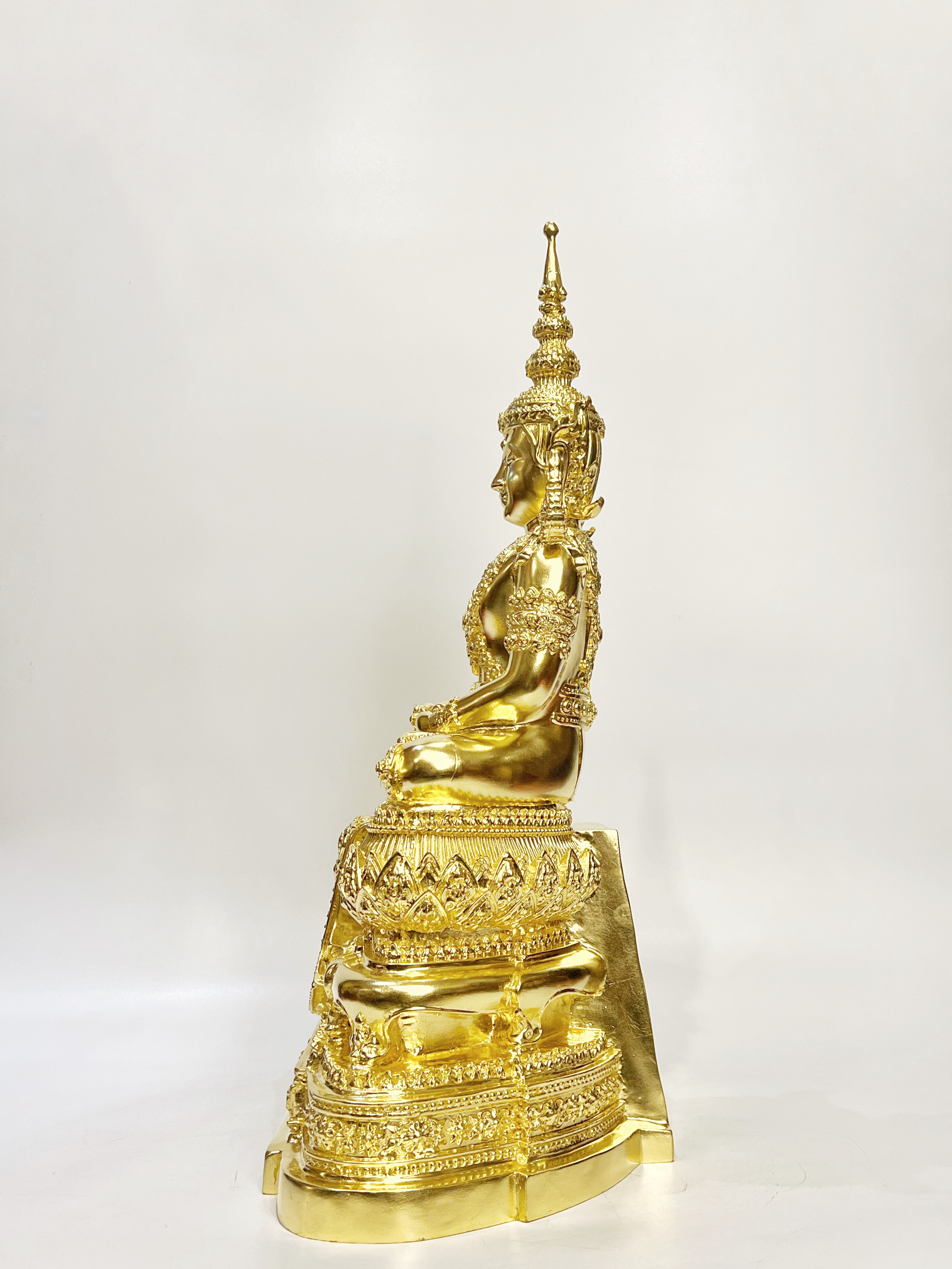 พระแก้วมรกต ทรงเครื่องฤดูร้อน หน้าตัก 9 นิ้ว