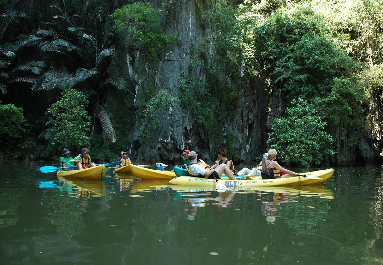 อันดับ 1 เที่ยวกระบี่ พายเรือคายัค ชมภาพเขียนโบราณ ถ้ำผีหัวโต บ้านท่อบ่อ
