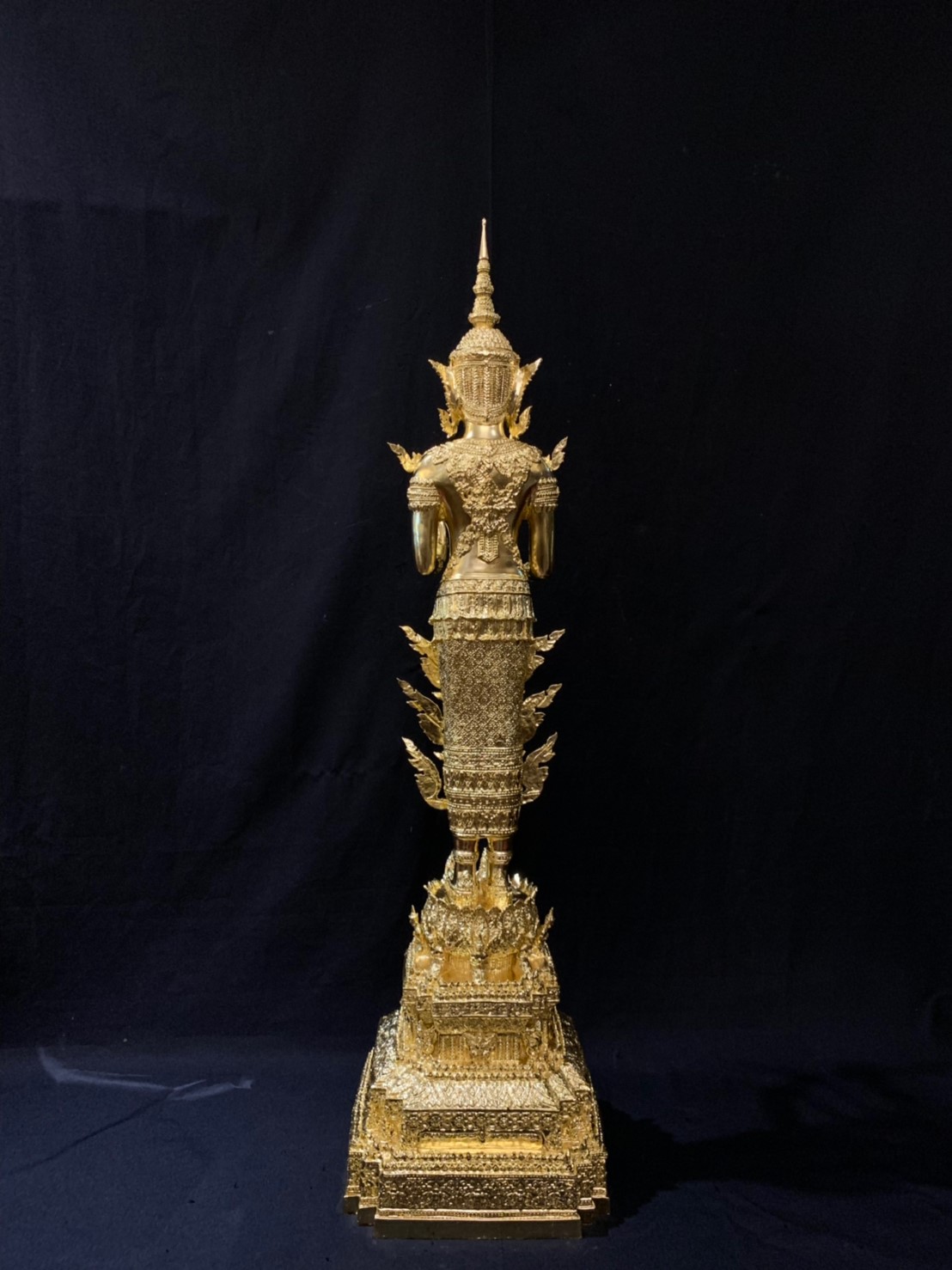 พระสยามเทวาธิราช ทรงเครื่องจักรพรรดิ์ หน้าตัก 9 นิ้ว