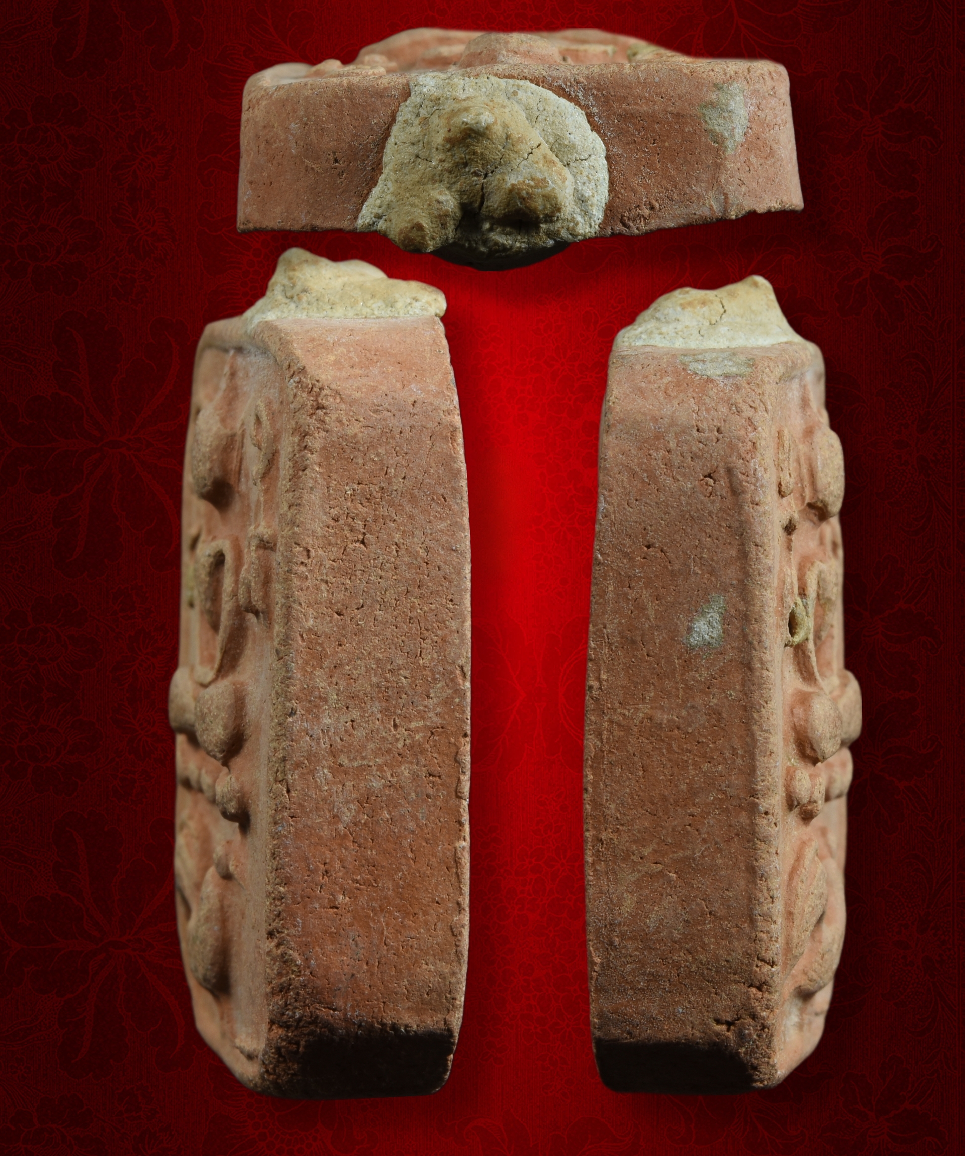 พระหลวงพ่อปาน พิมพ์ทรงไก่หางพวง