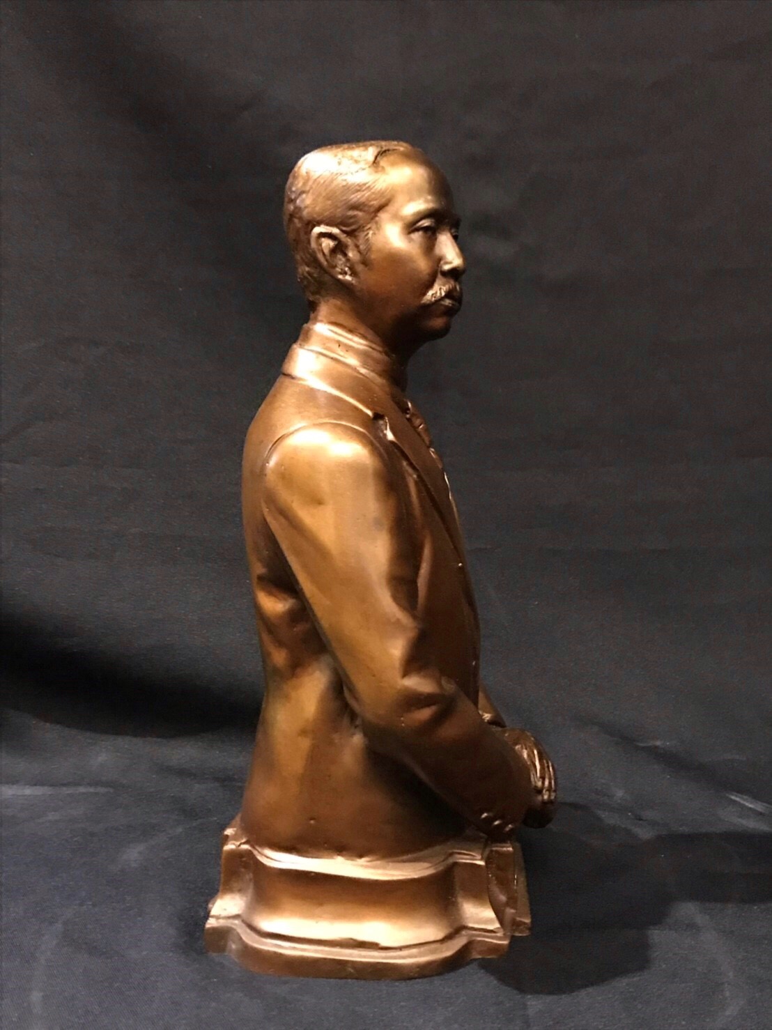 รัชกาลที่ 5 ครึ่งพระองค์