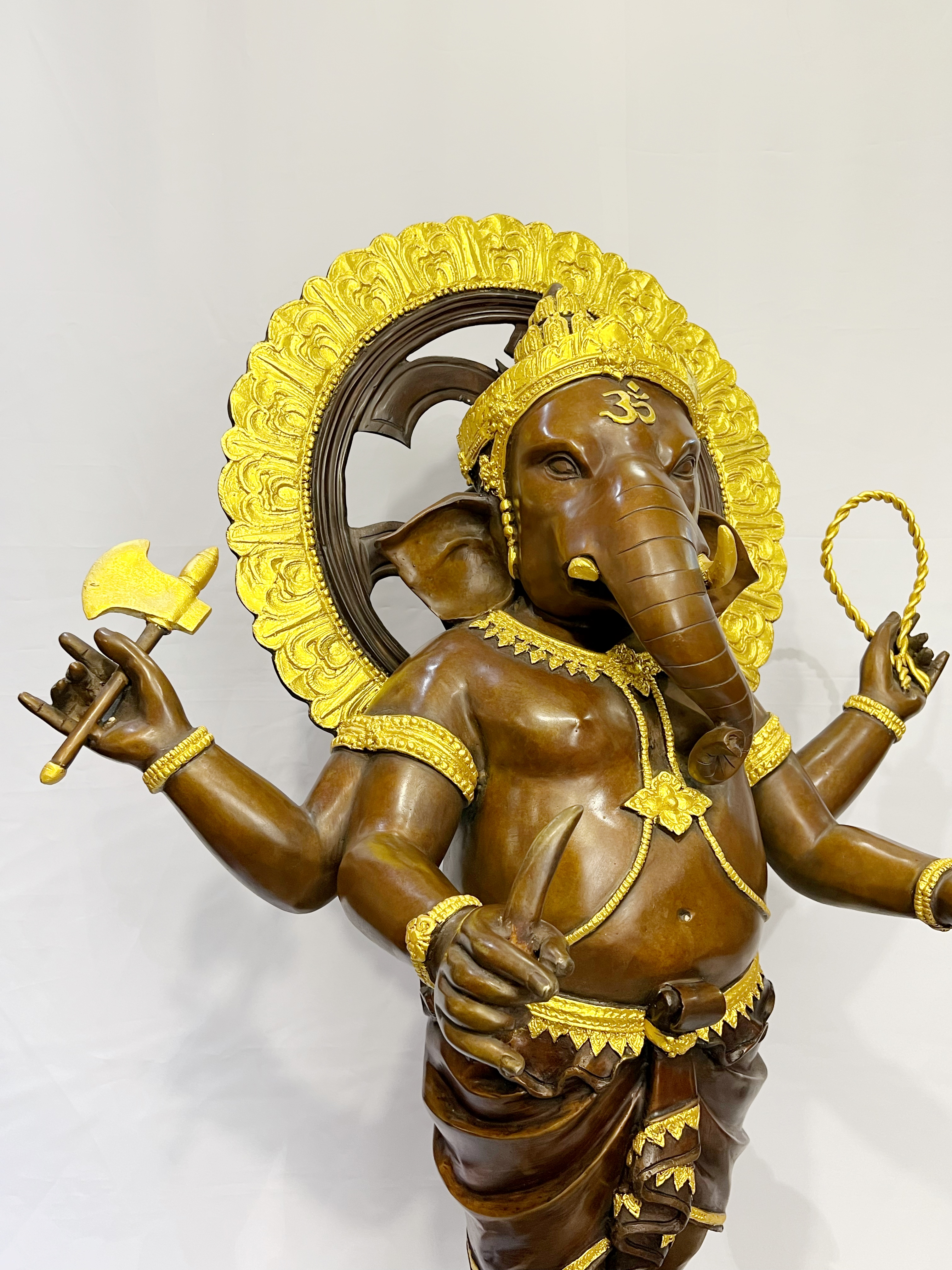 พระพิฆเนศ ปางเอกทันตะ หน้าตัก 16 นิ้ว