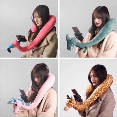 หมอนรองคอรูปสัตว์ พร้อมที่วางมือถือTravel Pillow Neck with Mobile Phone Holder