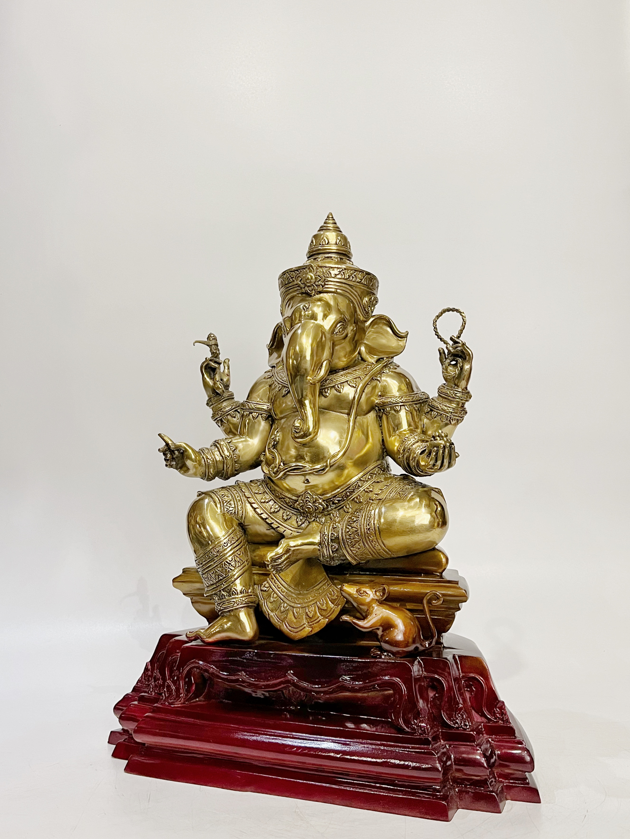 พระพิฆเนศ : พระสิทธิทากายะคณปติ หน้าตัก 9 นิ้ว (หมายเลข 35)