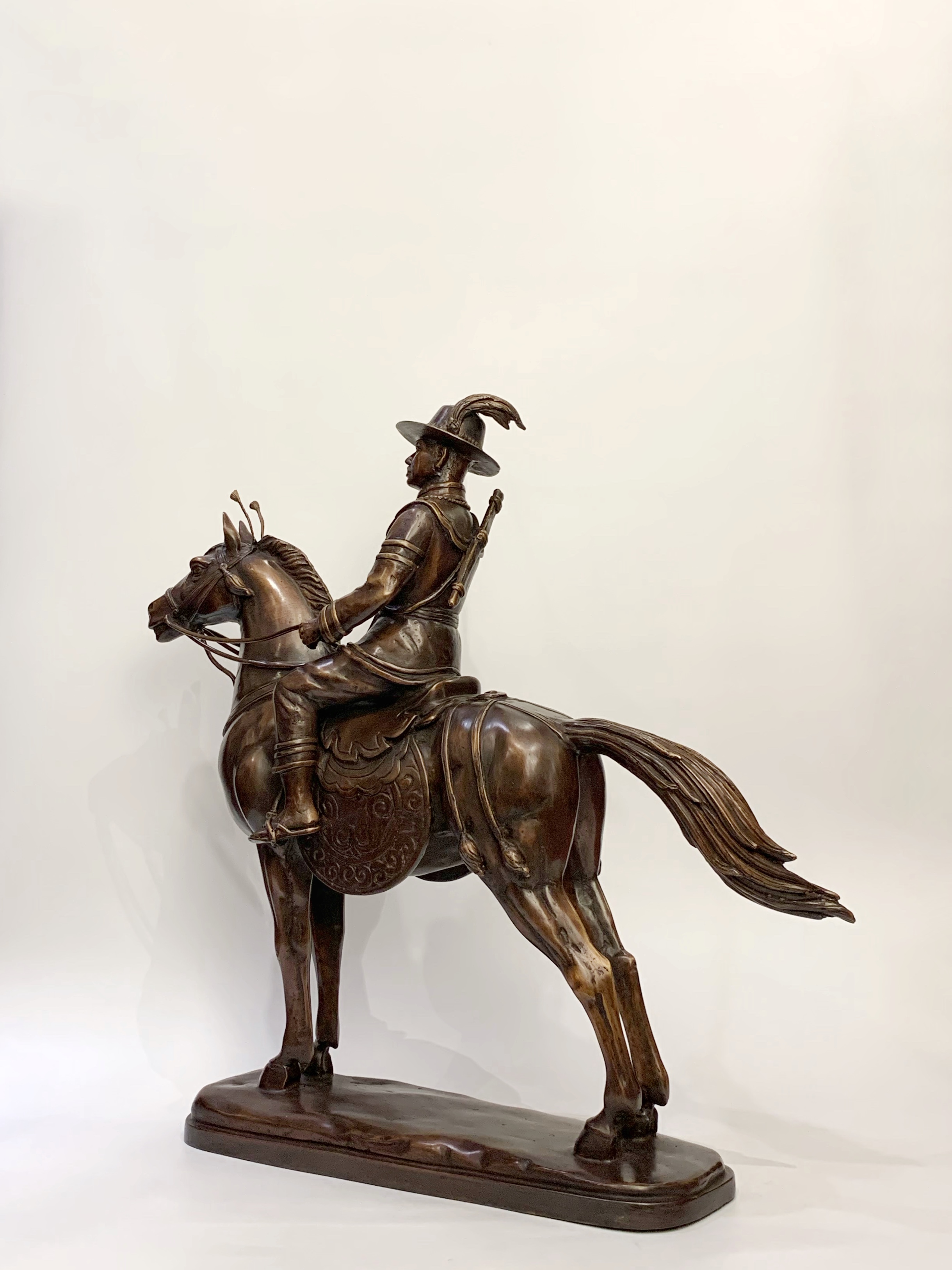 พระเจ้าตากสินมหาราช ทรงม้า หน้าตัก 9 นิ้ว