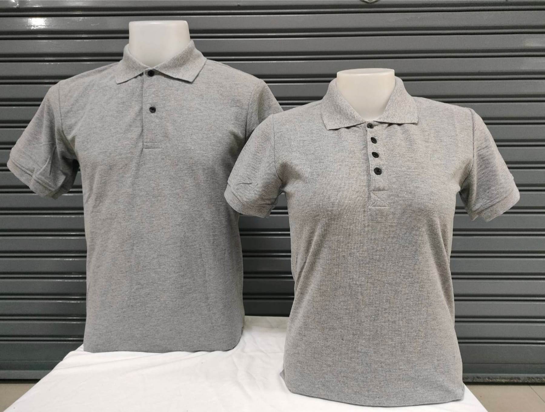 เสื้อโปโลสีเทาท็อปดราย
