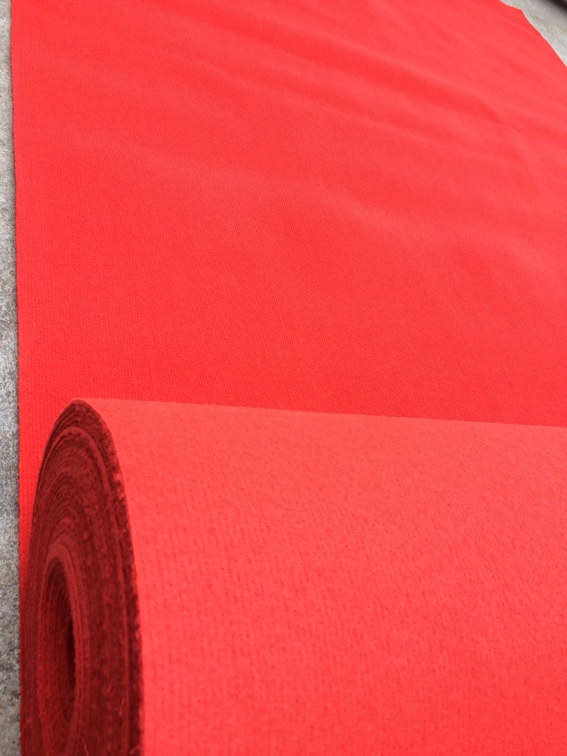 พรมลูกฟูก หรือพรมปูวัด สีแดงสด 011 หนา 4-6 มิล