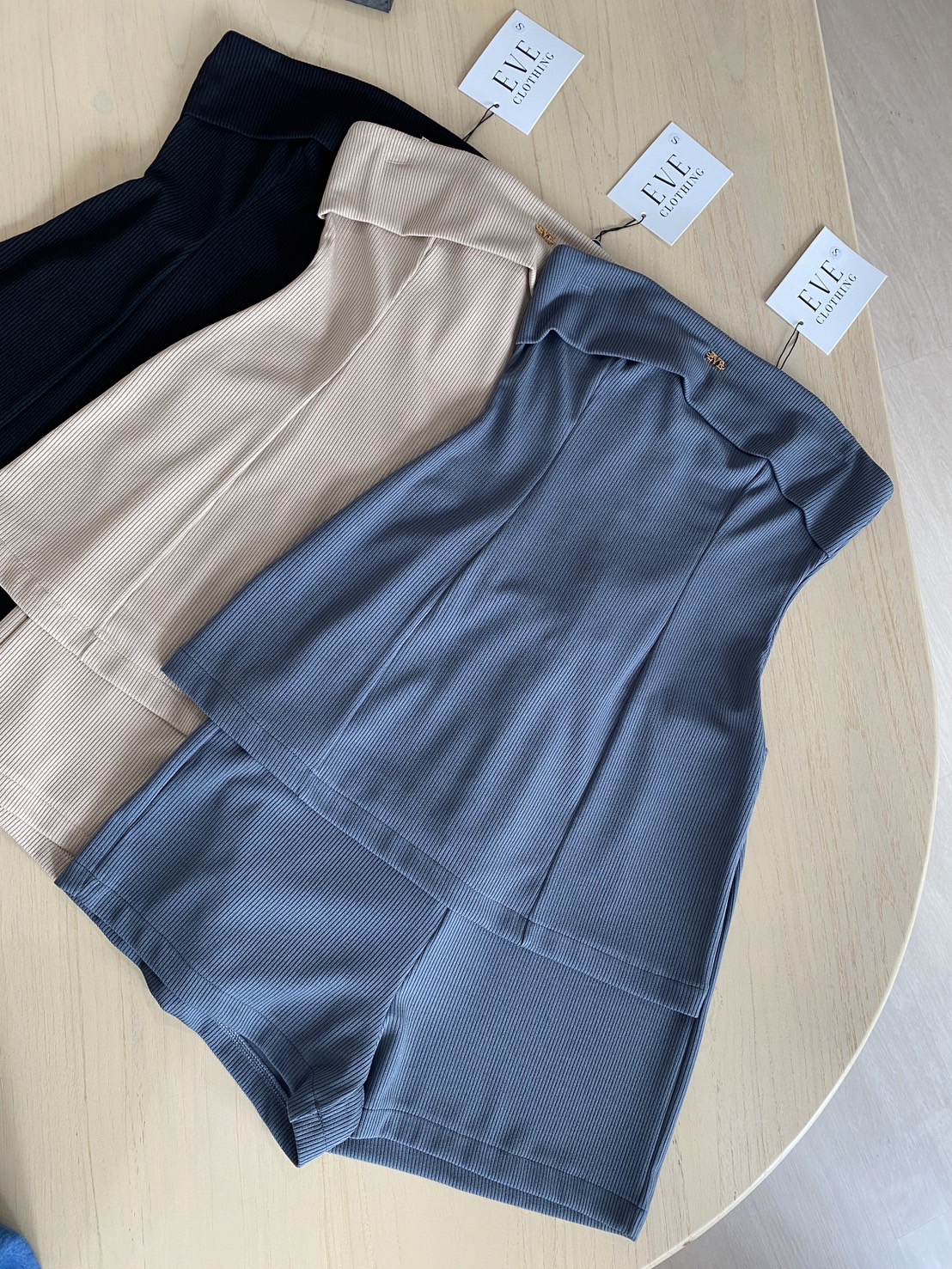 #5028# eve 🤍🤍งานเซ็ทเกาะอก+กางเกงขาสั้น ตัวเสื้อ กับกางเกงเป็นซิปหลังสวยดูแพงสุด