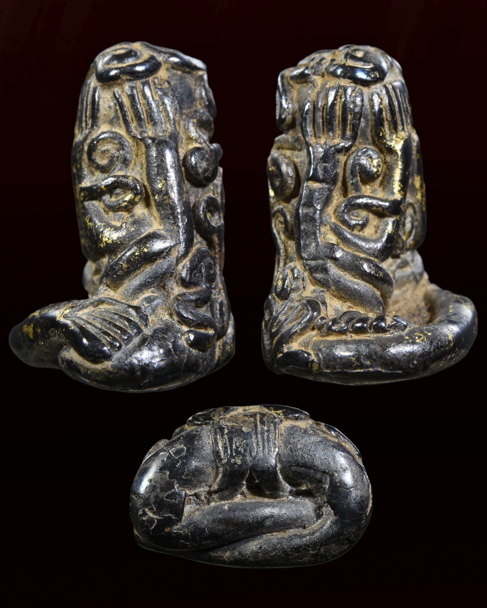 พระปิดตาหลวงพ่อทับ เนื้อเมฆพัตร หลังยันต์ยุ่ง