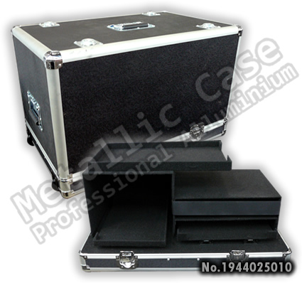 กระเป๋าอลูมิเนียม Computer Accessories ขนาด 72.5x45x45.5 ซม. รหัสสินค้า 1944-02-5010 (T2C1H4K5P3)