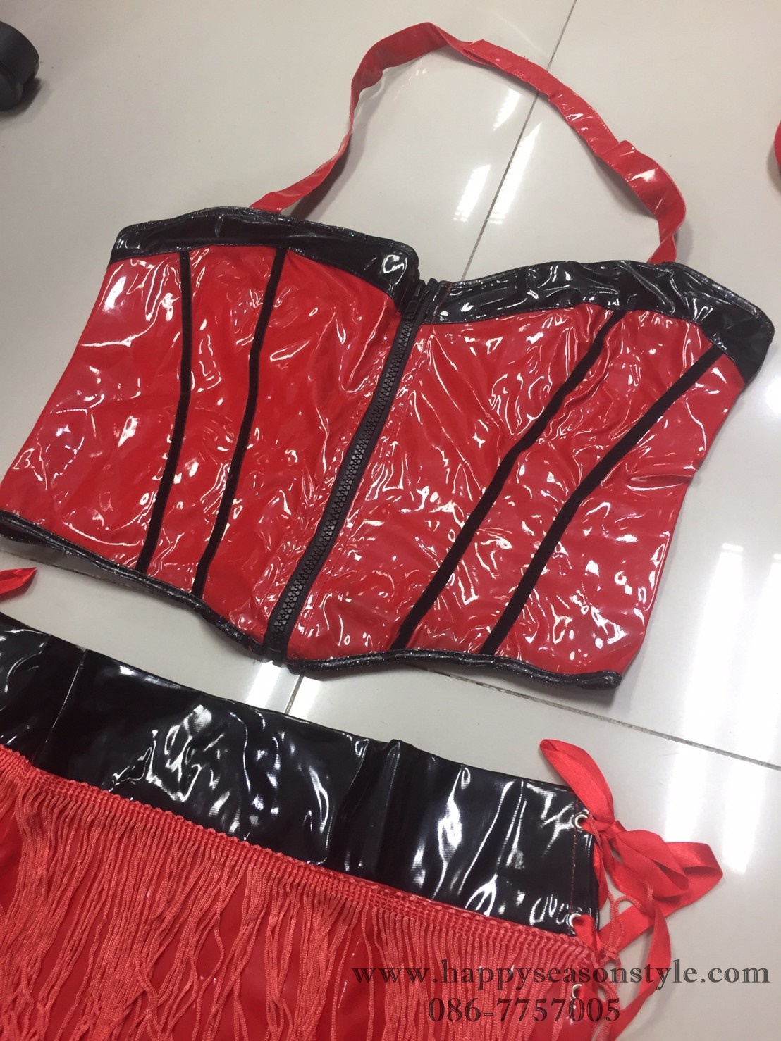 ชุดเดวิลสีแดง เกาะอกหนังผูกคอ กระโปรงหนังมีพู่ระบาย+เขาเดวิล