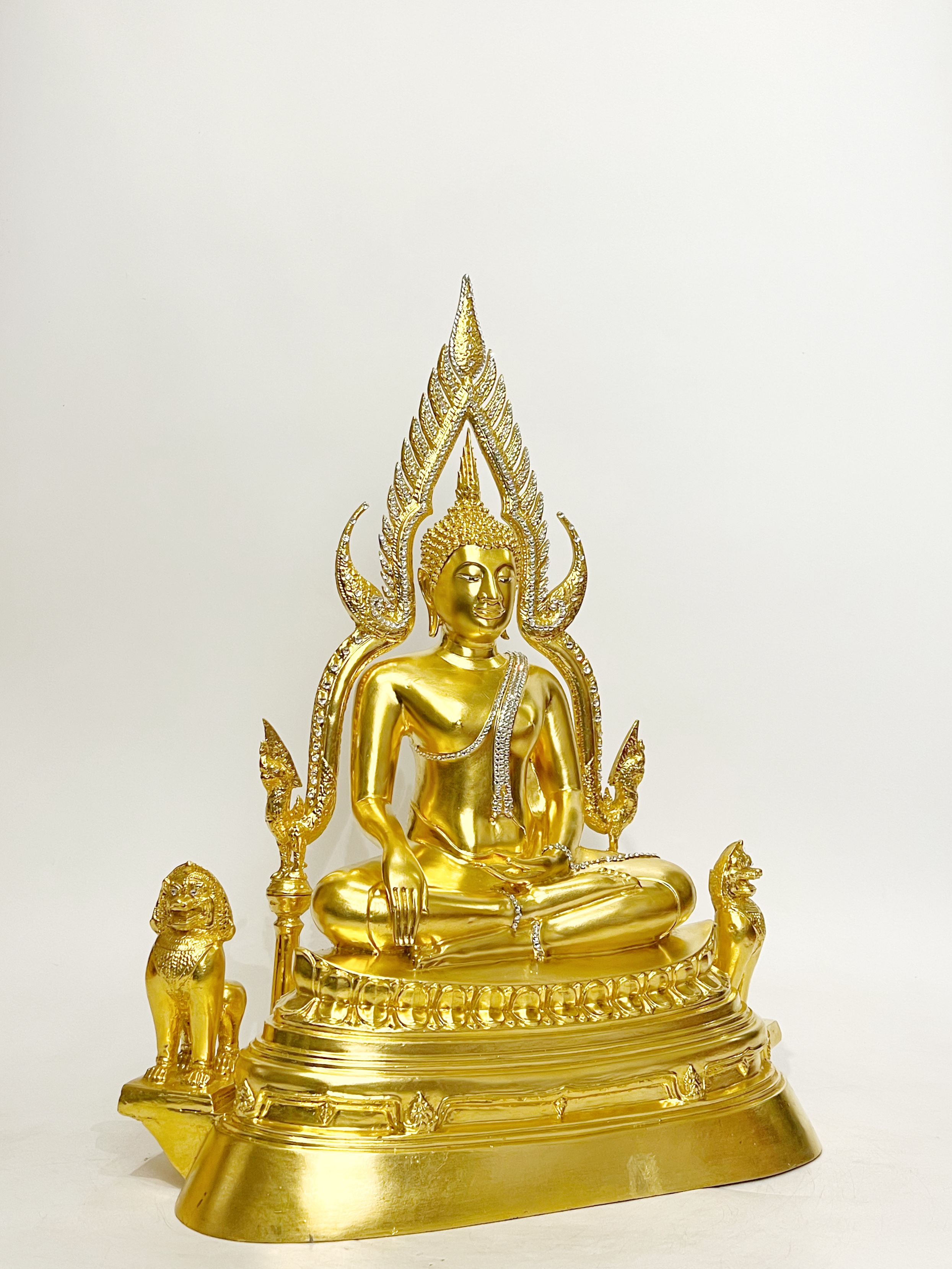 พระพุทธชินราช หน้าตัก 9 นิ้ว (ราคามีตำหนิตามภาพ)