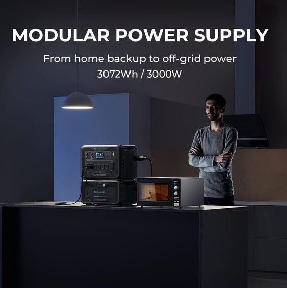 BLUETTI AC300 + B300 Home Battery Backup (Inverter 3,000W + Battery 3,072Wh)แบตเตอรี่สำรองอเนกประสงค์