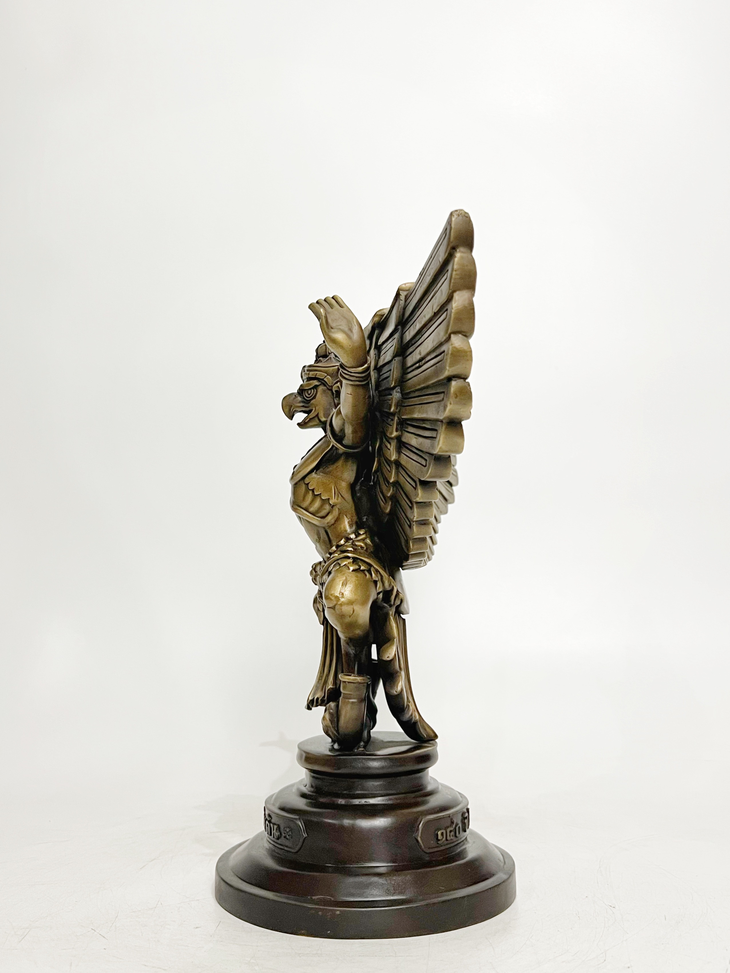 พญาครุฑ สมบัติแผ่นดิน สูง 12 นิ้ว (หมายเลข 271)