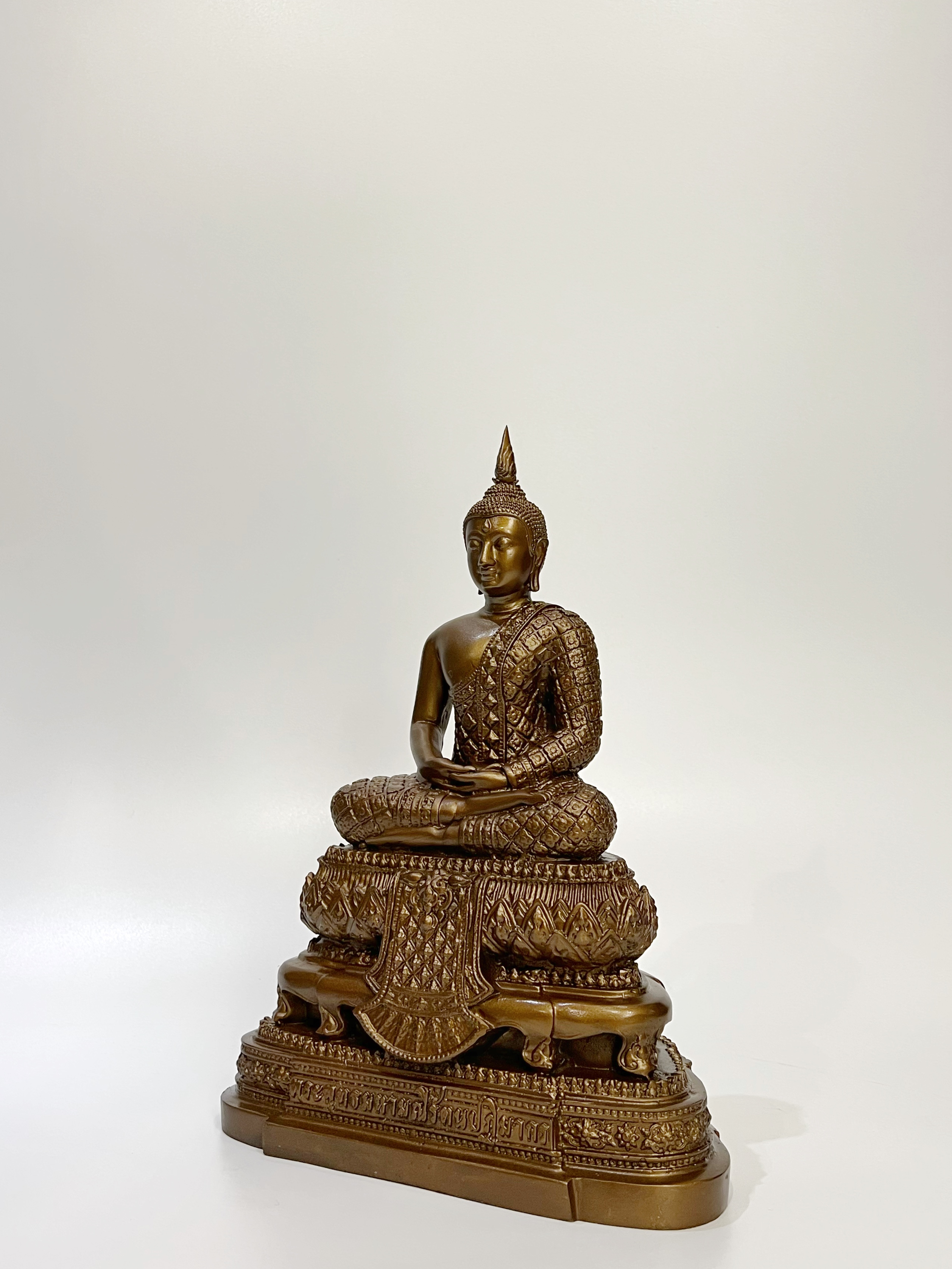 พระแก้วมรกต ทรงเครื่องฤดูฝน หน้าตัก 5 นิ้ว