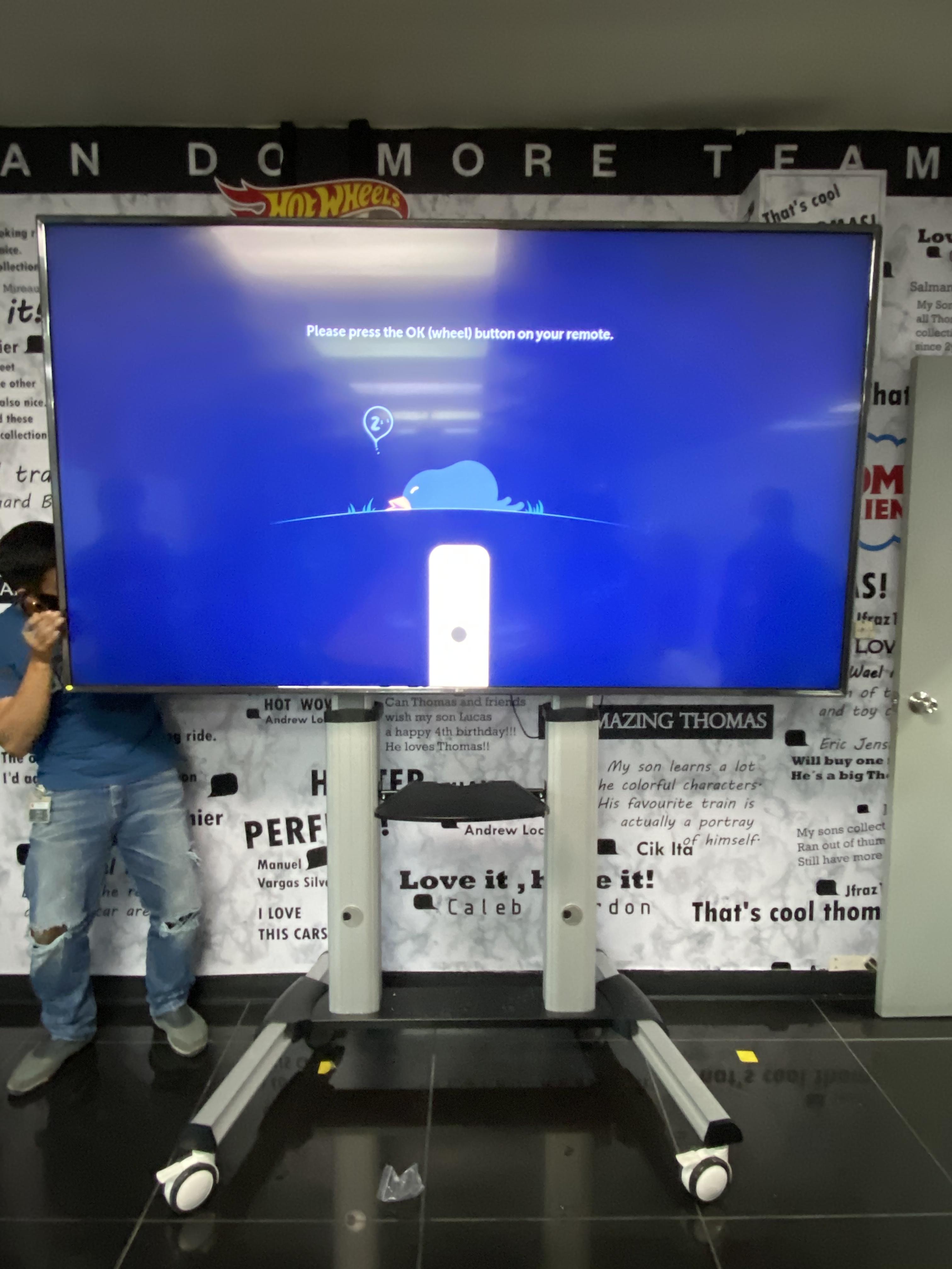 JMTVSTAND MT-F8200 ขาตั้งพื้นทีวีมีล้อเลื่อน(TV Stand) วัสดุ Aluminium อลูมิเนียม แบบล้อเลื่อนปรับสูง/ต่ำได้ 55"-98" นิ้ว{รับประกันสินค้า 3 ปี}0964746498