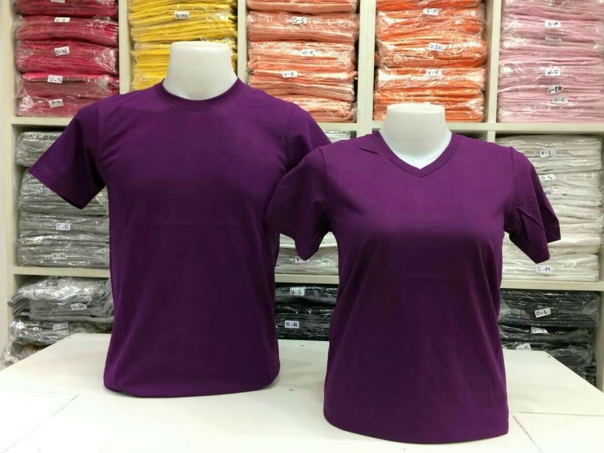 เสื้อยืดคอกลมคอวีสีม่วง