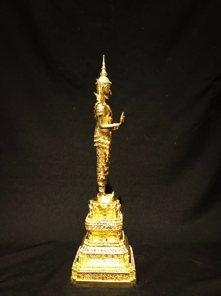 พระพุทธรูปปางห้ามสมุทร ทรงเครื่องจักพรรดิ์ หน้าตัก 5 นิ้ว