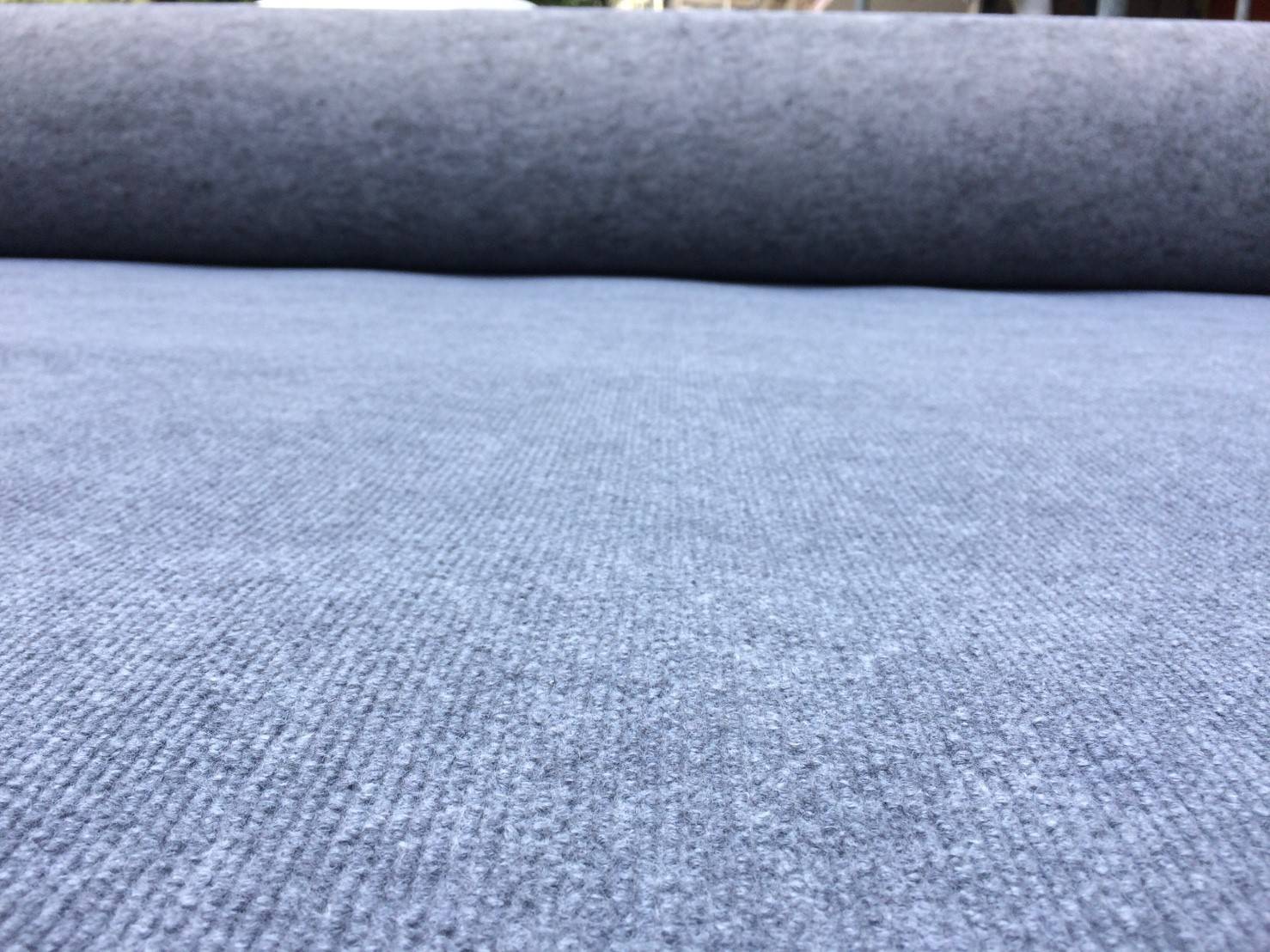 พรมลูกฟูก หรือพรมปูวัด สีเทาควันบุหรี่ 018 หนา 4-6 มิล