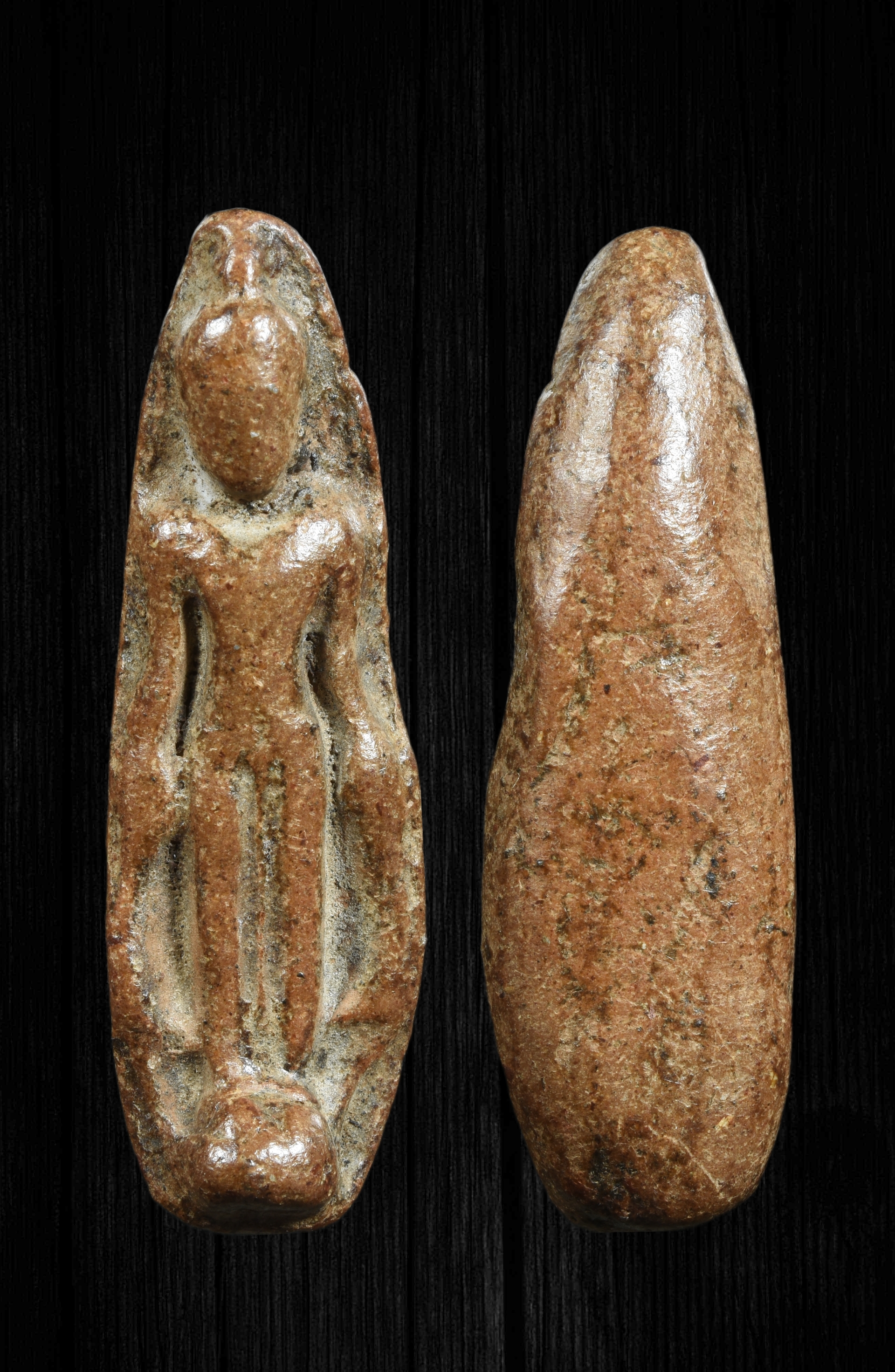 พระร่วงยืนเปิดโลก เนื้อดิน