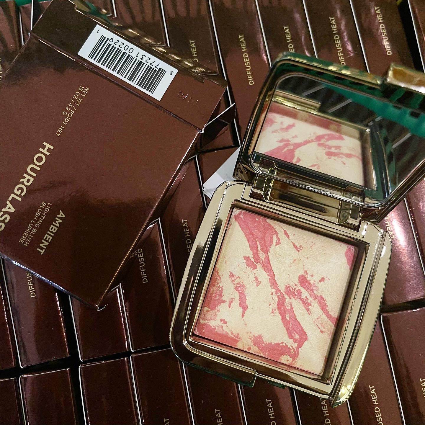 Hourglass Ambient Lighting Blush (With Box 4.2 g.)