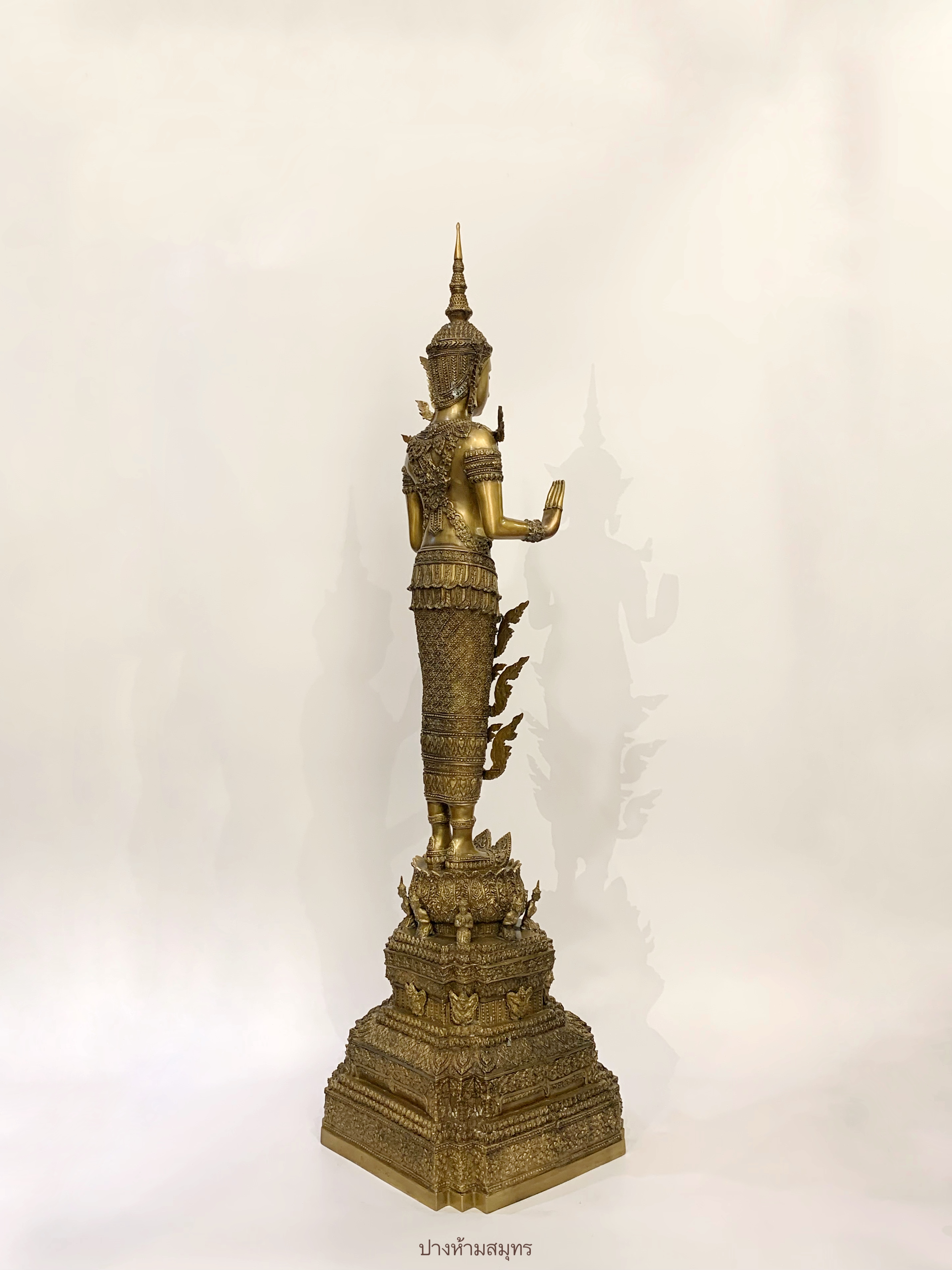 พระพุทธรูป ปางห้ามสมุทร ทรงเครื่องจักรพรรดิ์ หน้าตัก 9 นิ้ว