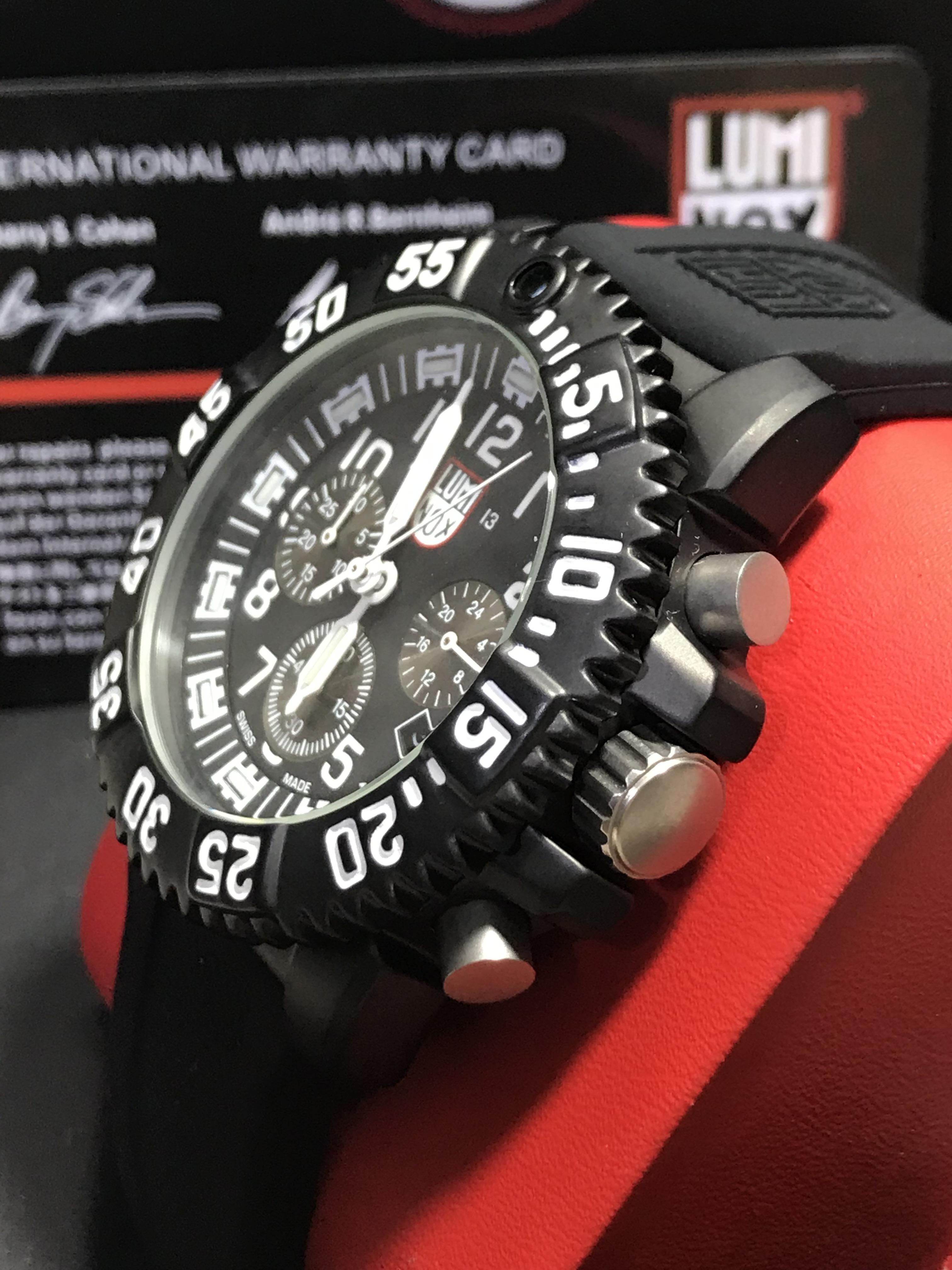 Luminox
