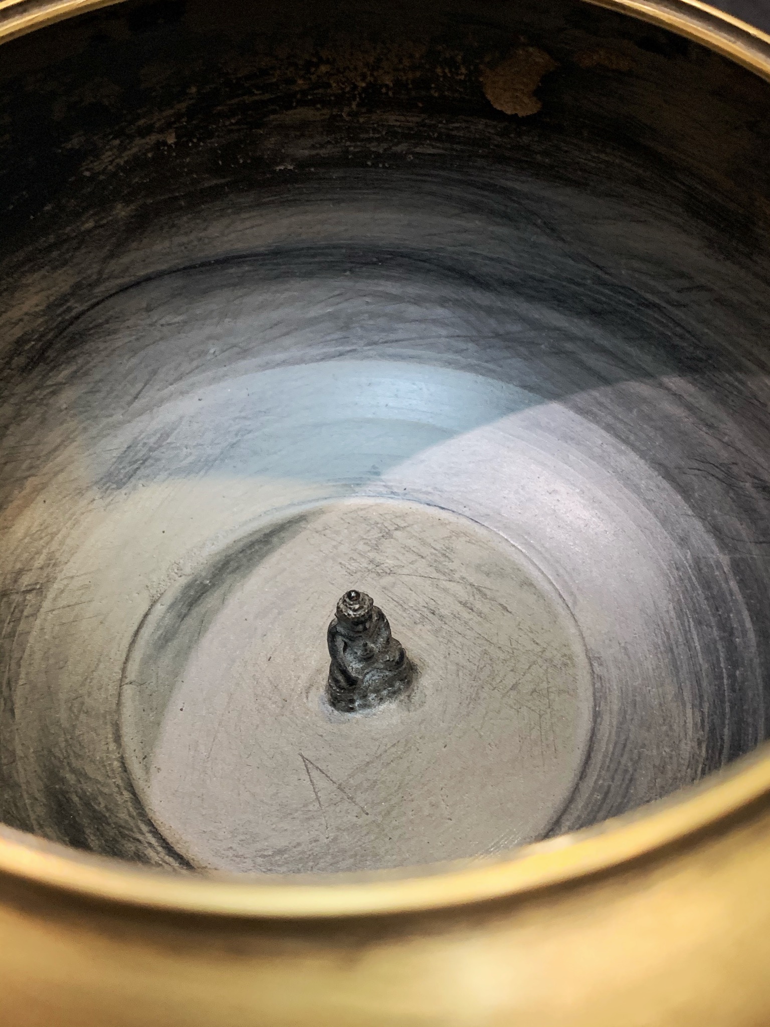 บาตรน้ำมนต์