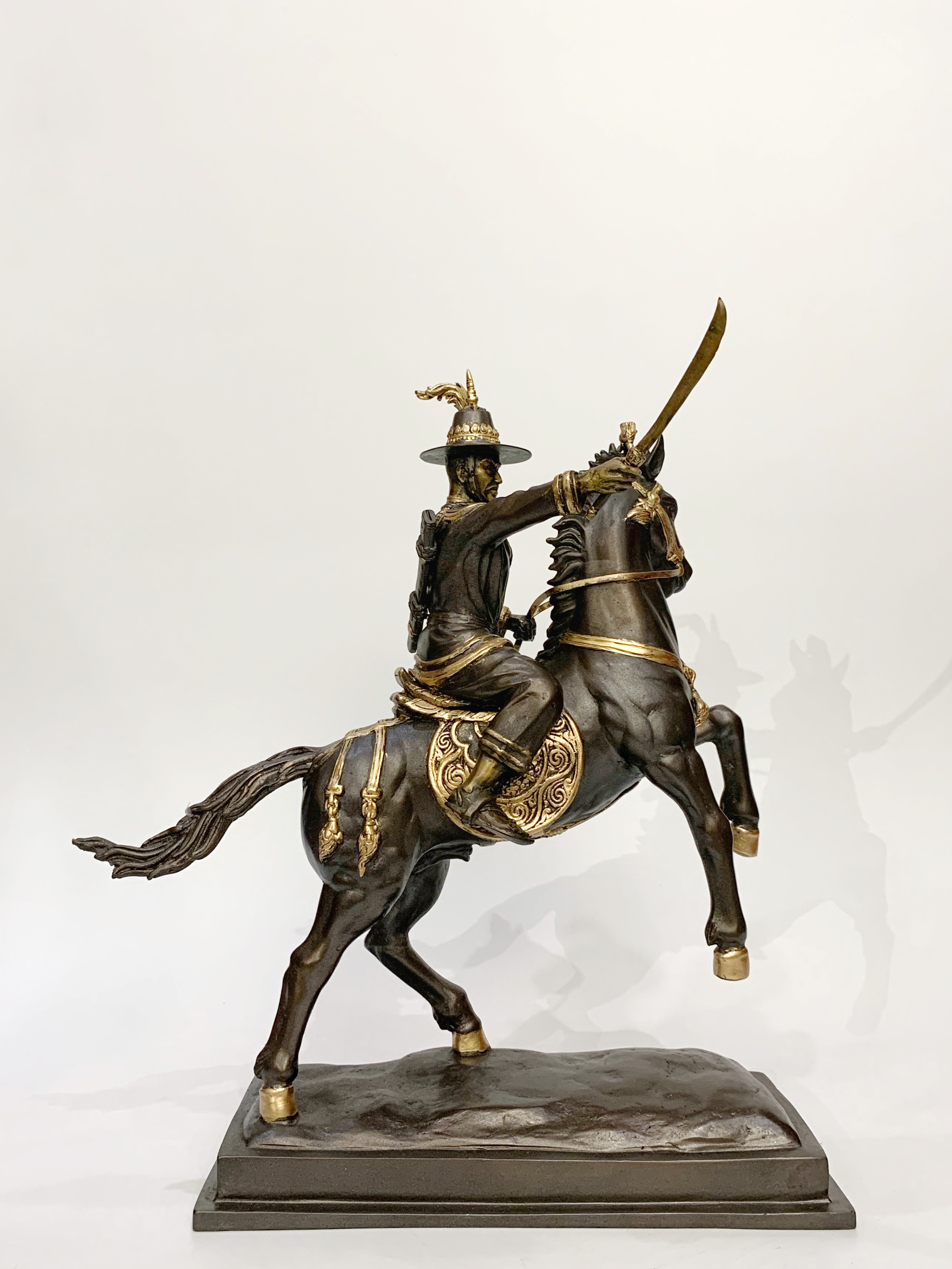 พระเจ้าตากสินมหาราช ทรงม้า หน้าตัก 5 นิ้ว