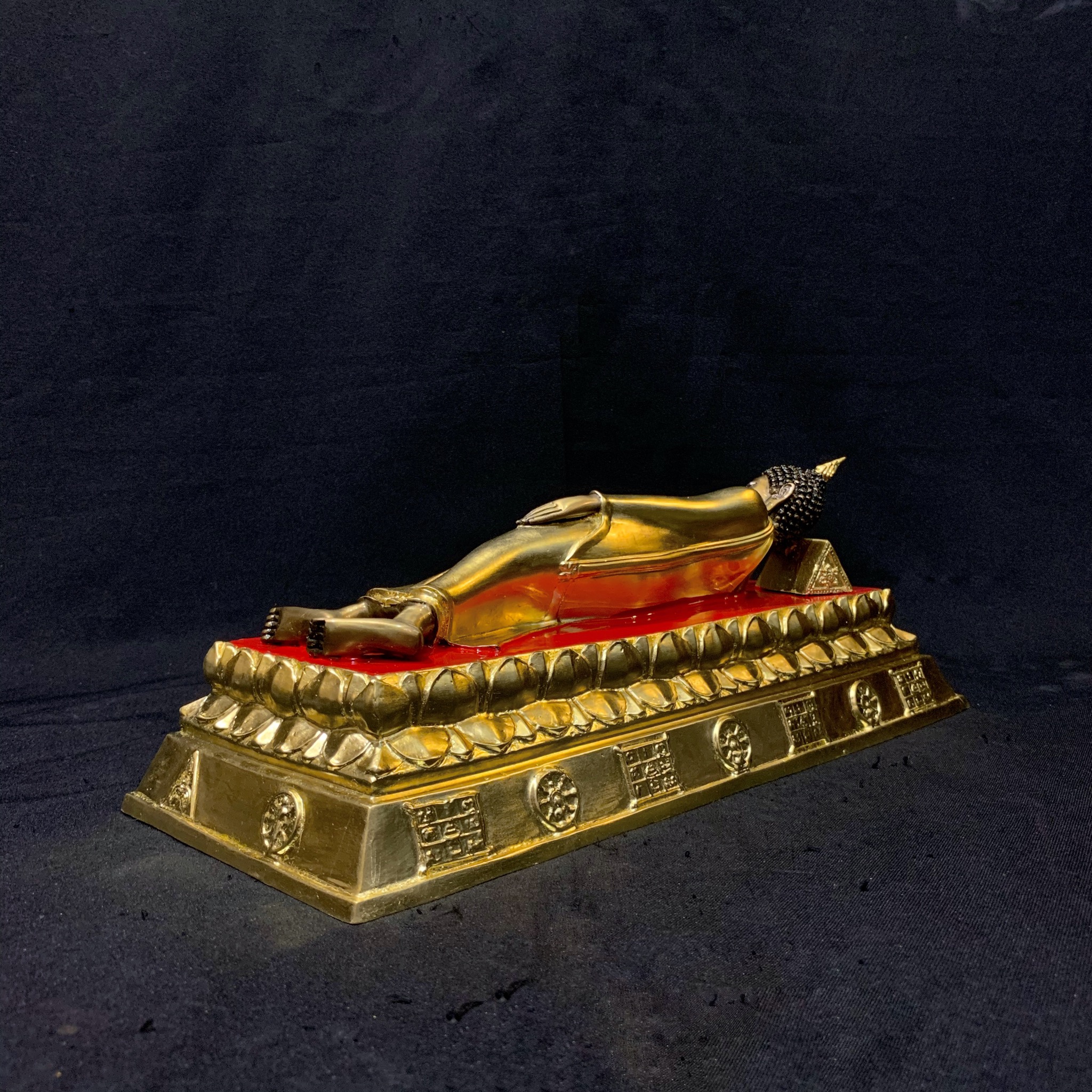 พระพุทธรูป ปางไสยาสน์ หน้าตัก 5 นิ้ว (วันอังคาร)