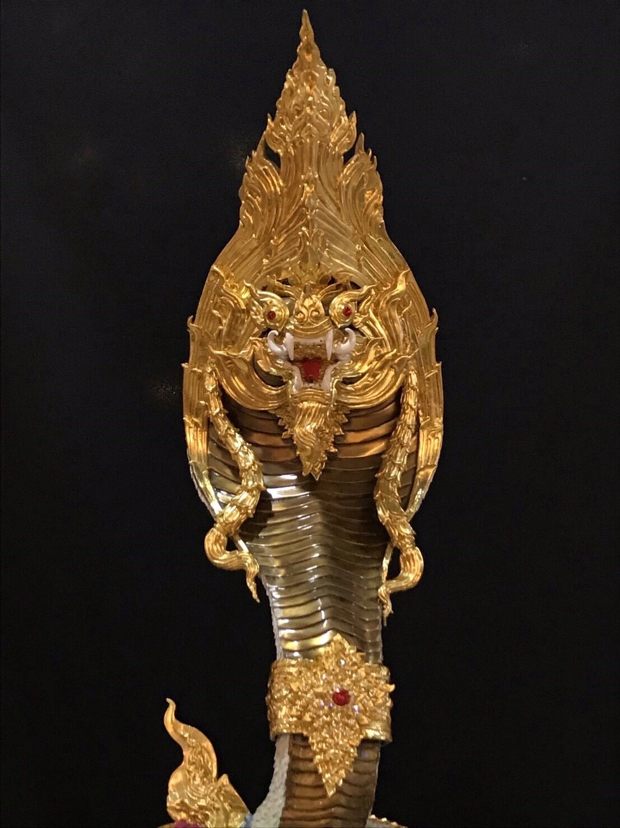 พญานาค สูง 149 cm.