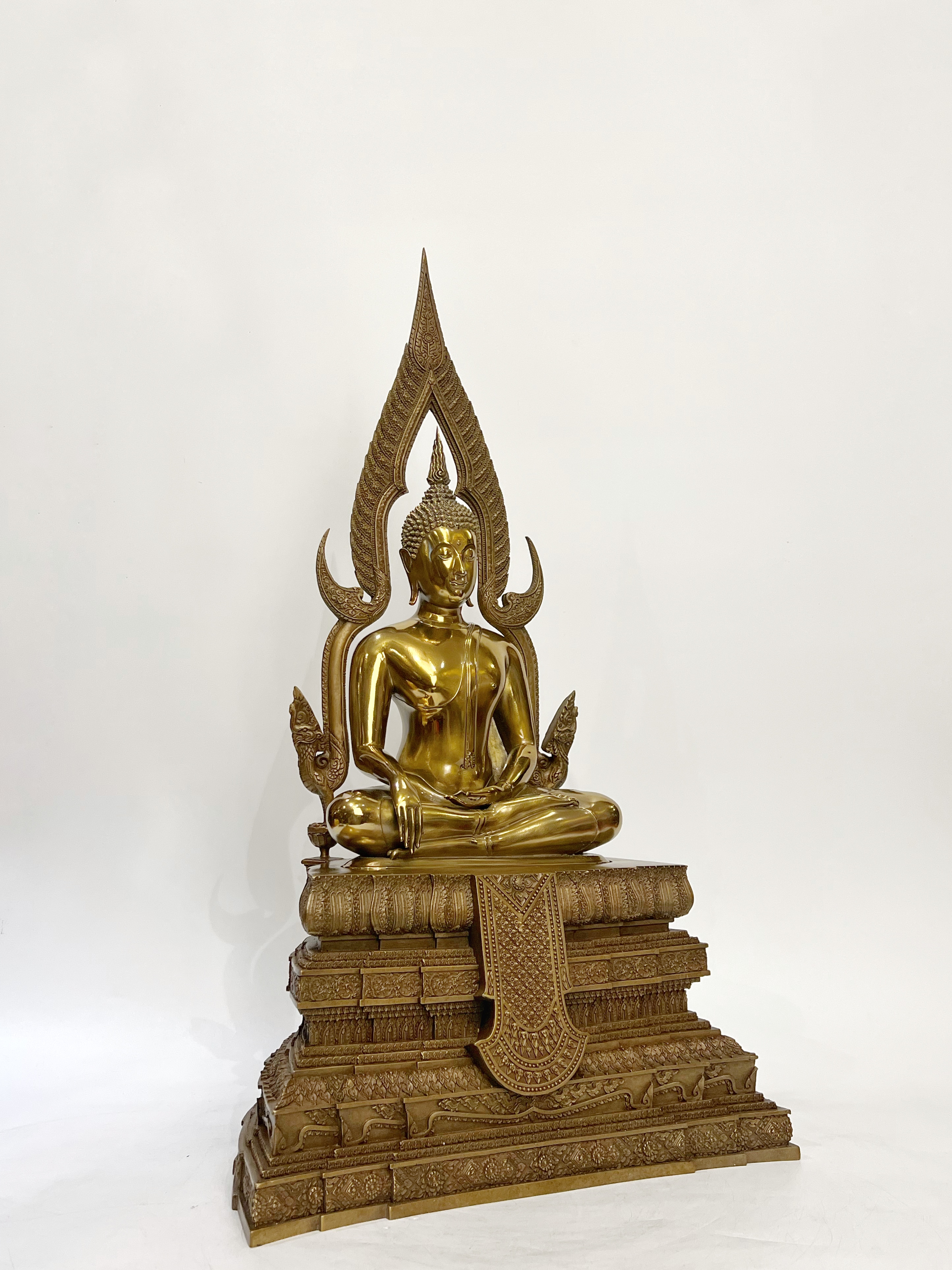 สมเด็จองค์ปฐม ๒๕๖๔ หน้าตัก 9 นิ้ว (หมายเลข 24)