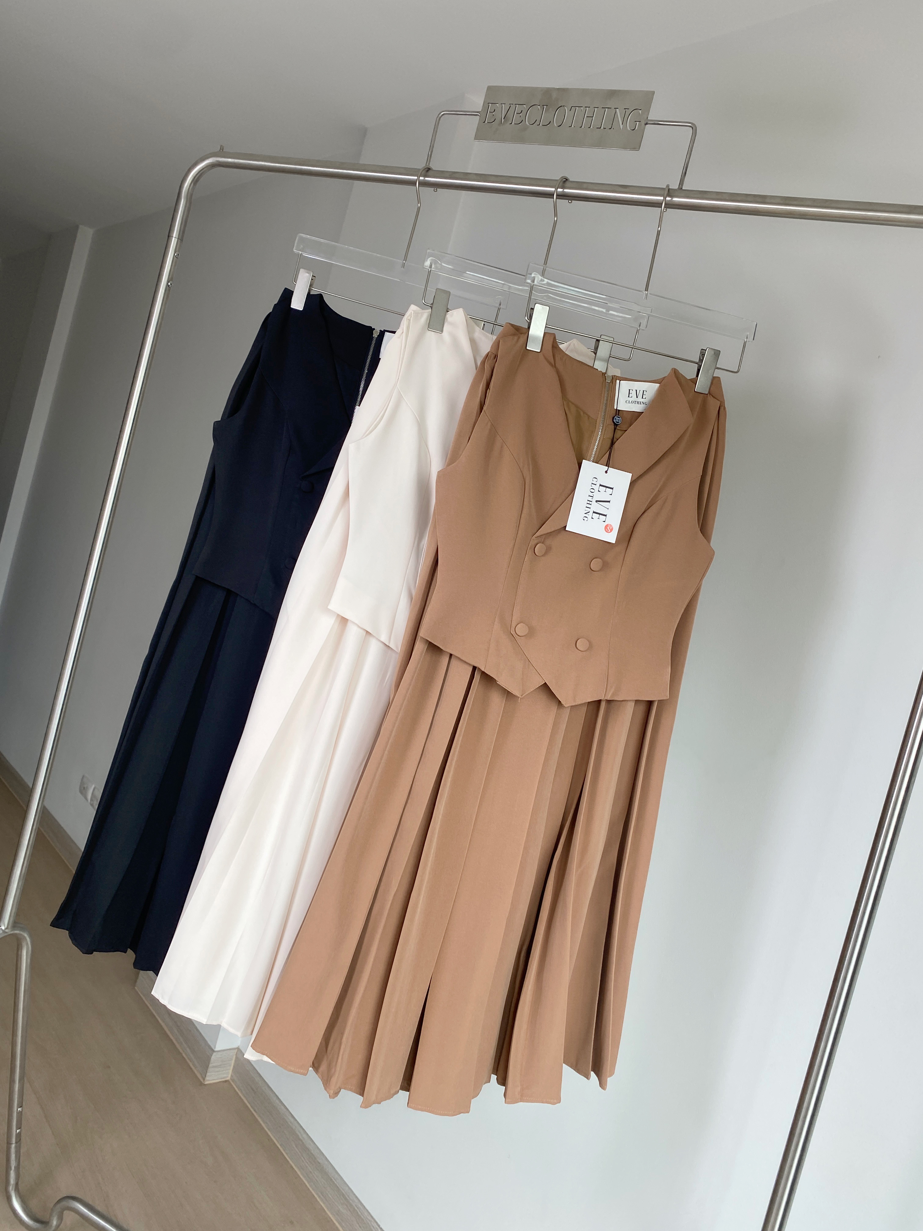 #5137#Eve ❣️ งานเซ็ต+กระโปรง เสื้อเวสสูทคอวี กระดุมหลอก ซีปหลัง มีซับใน