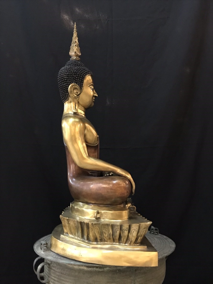 หลวงพ่อพระใส 52 รุ่น บารมีพ่อ หน้าตัก 19 นิ้ว