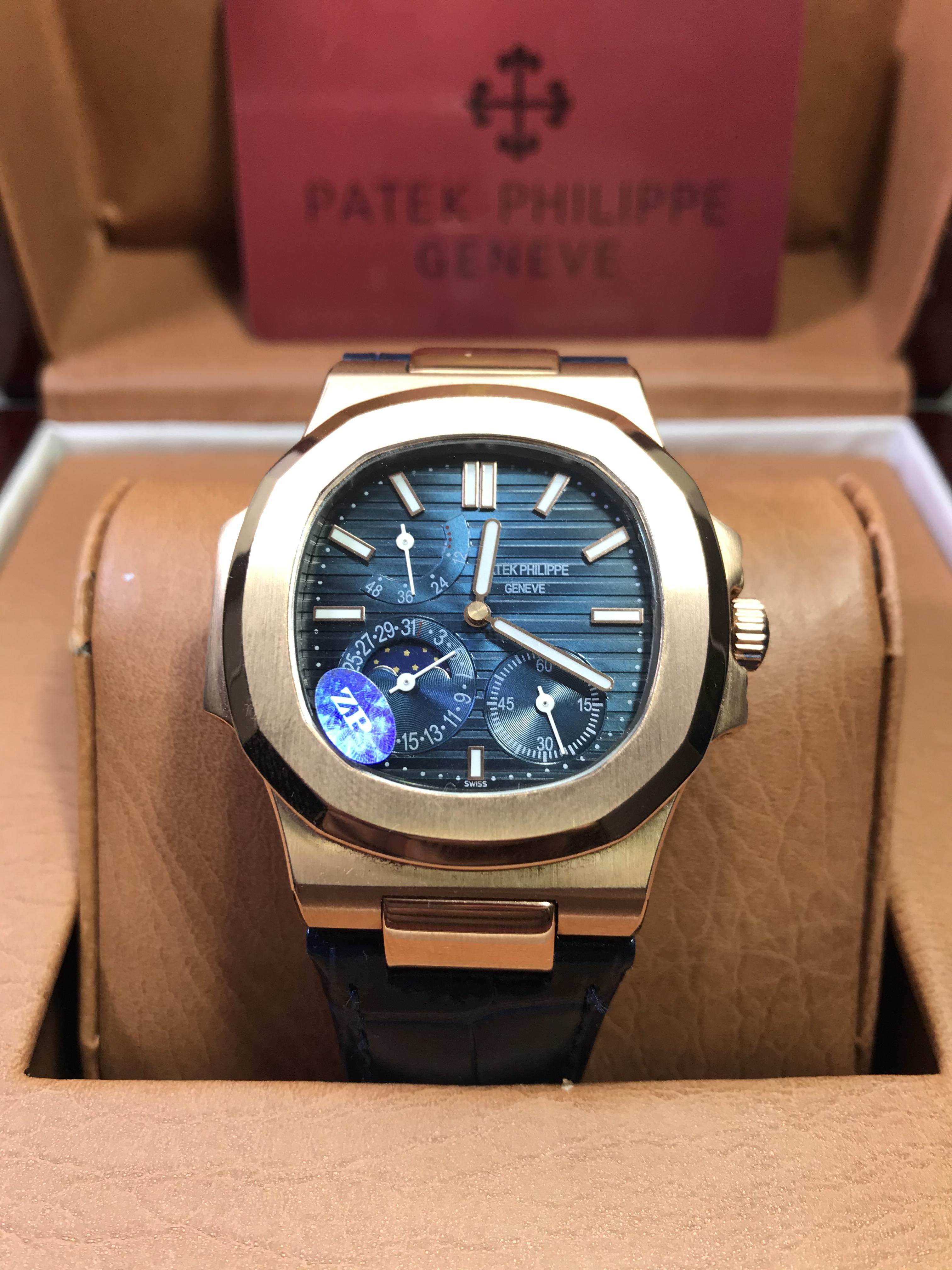 Patek Philippe Nautilus 5712