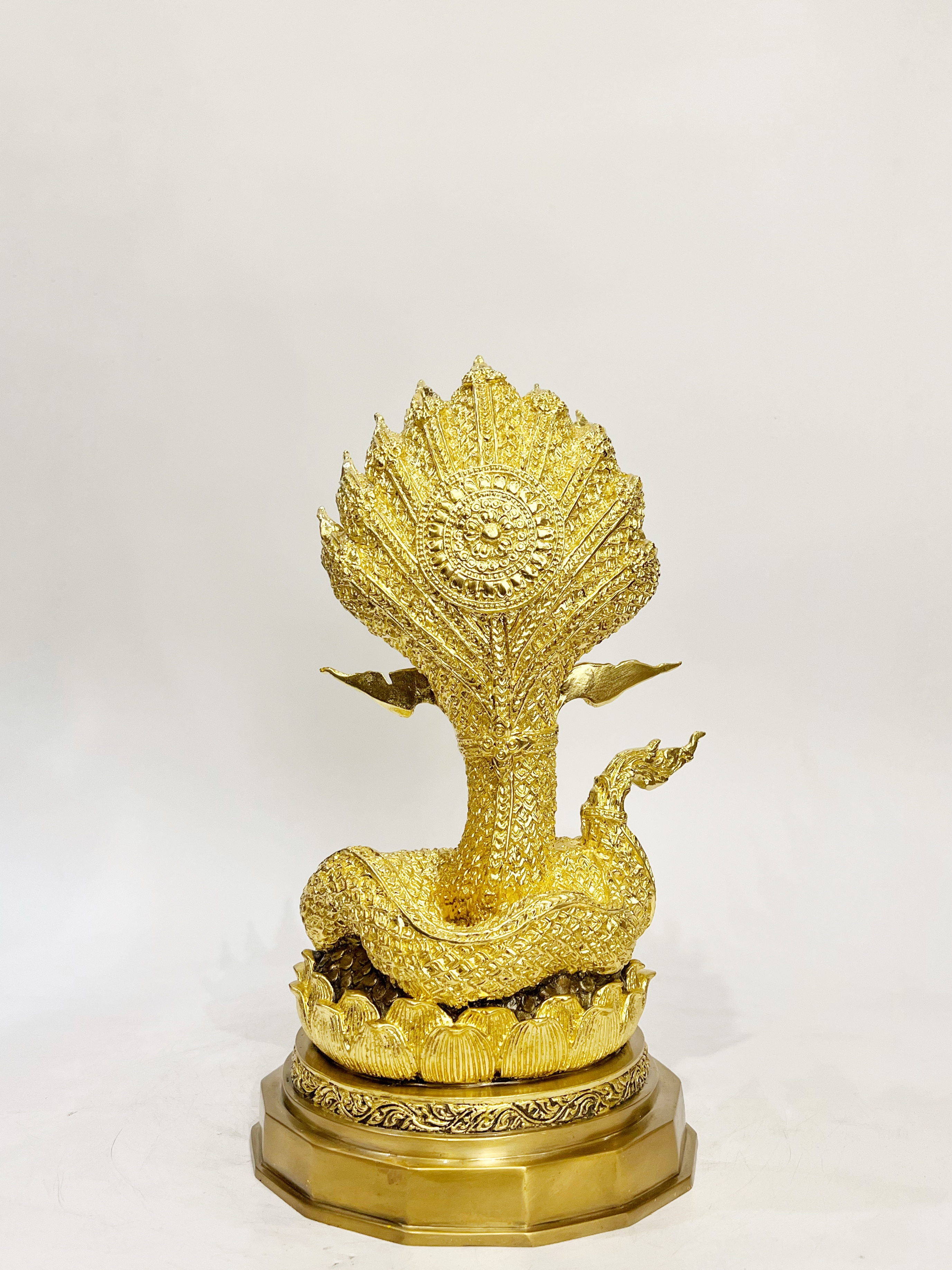 พญานาค 9 เศียร