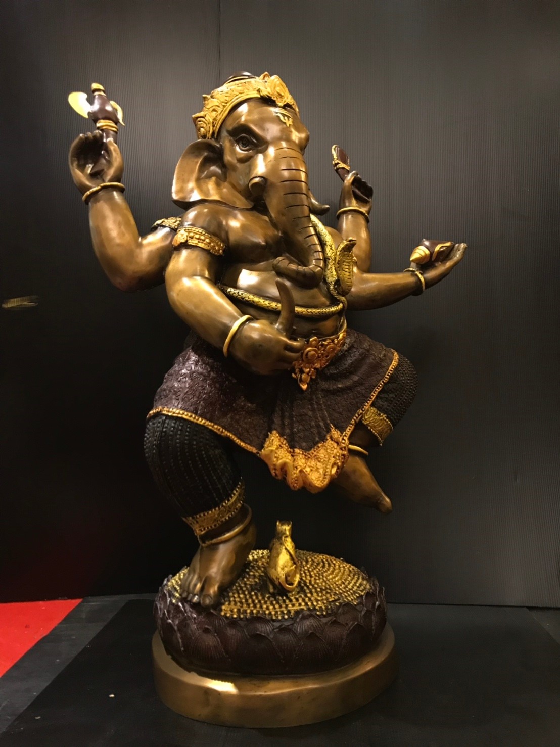 พระพิฆเนศ ปางลีลา หน้าตัก 16 นิ้ว