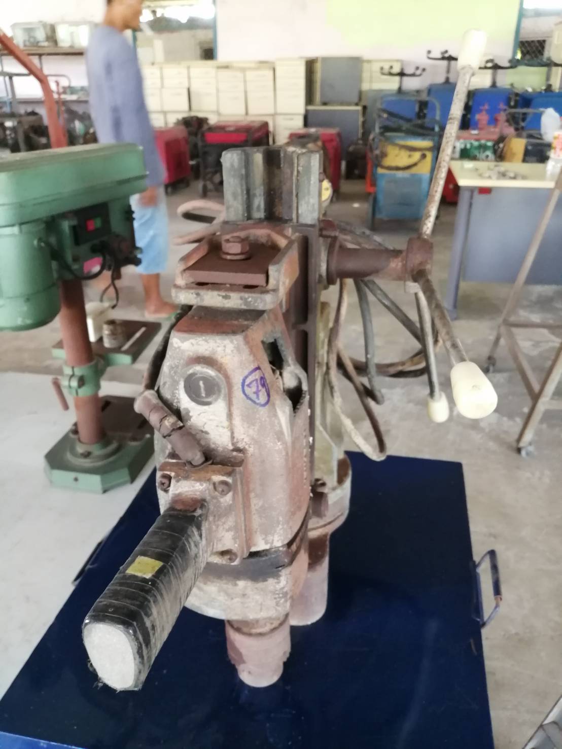 สว่านแม่เหล็กตัวใหญ่